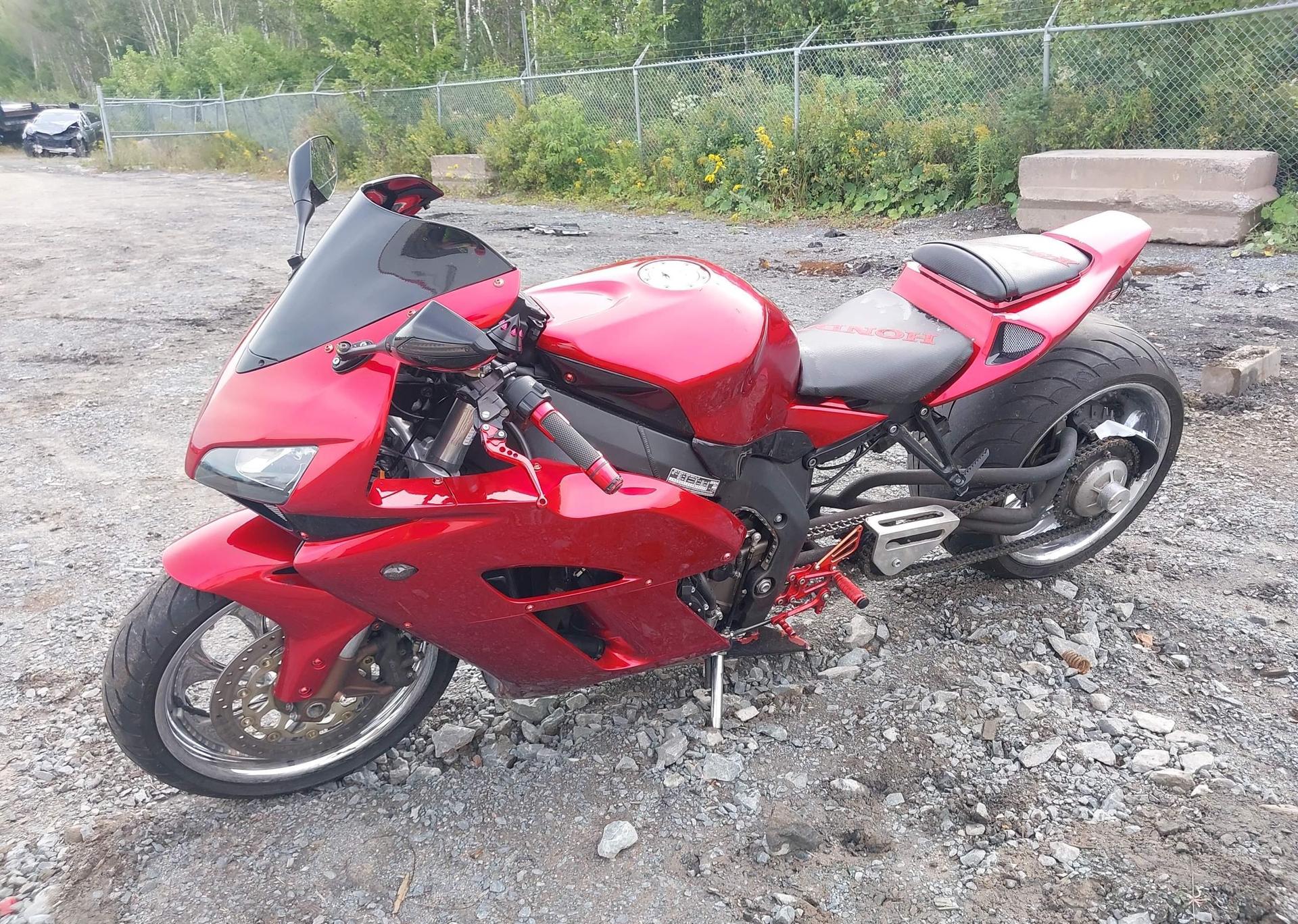 2004 HONDA CBR1000 RR