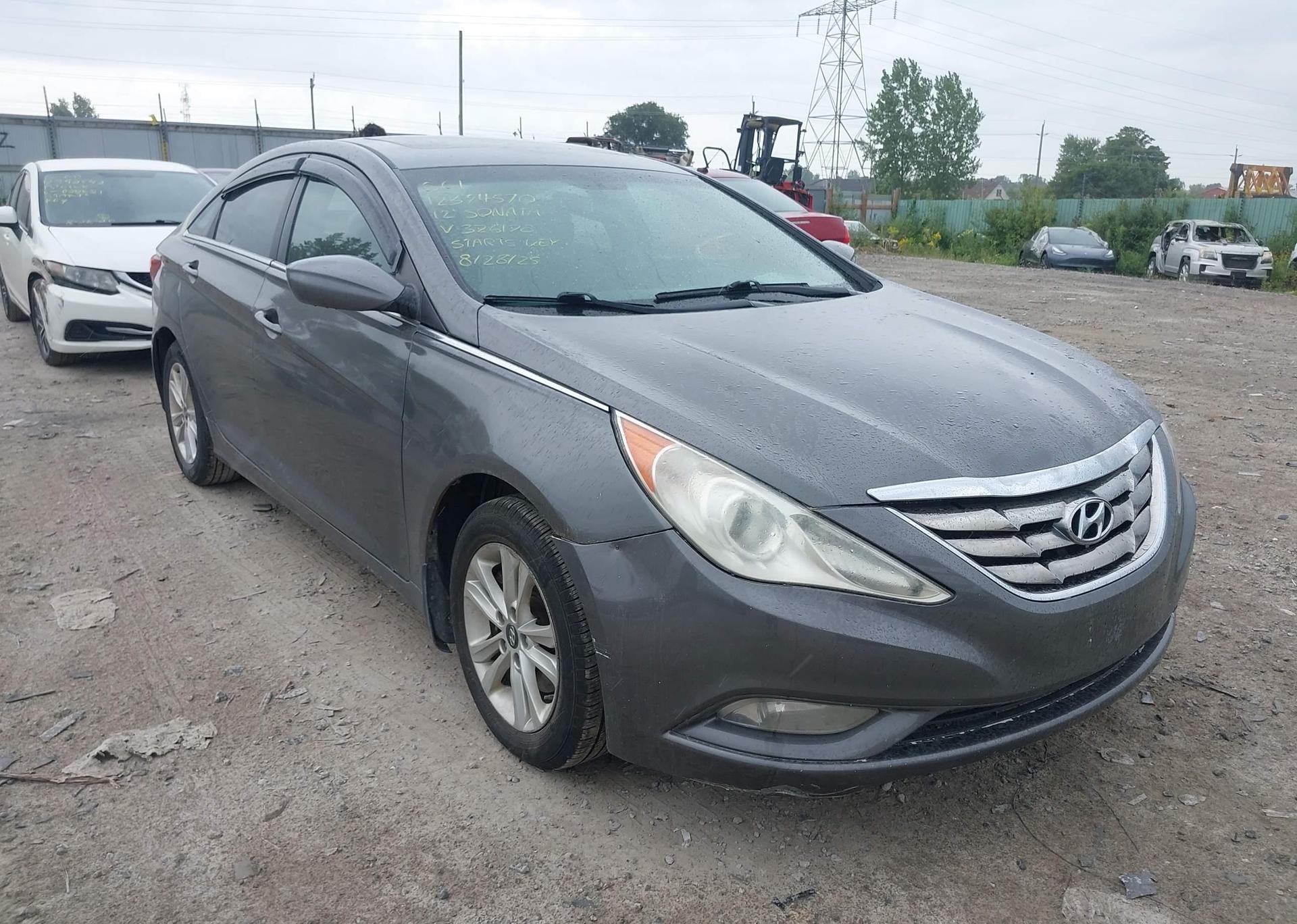 2012 HYUNDAI SONATA GLS