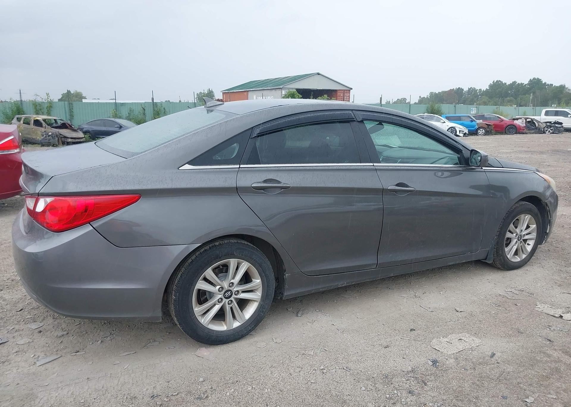 2012 HYUNDAI SONATA GLS