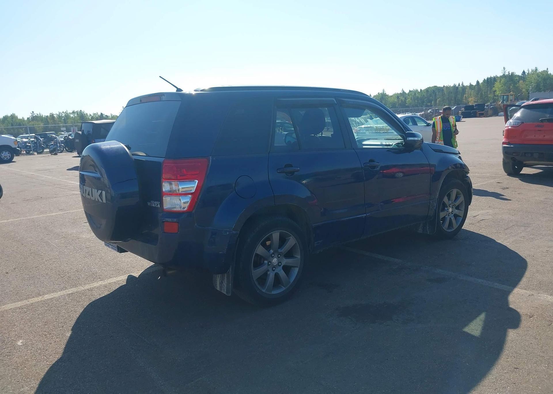 2011 SUZUKI GRAND VITARA XSPORT