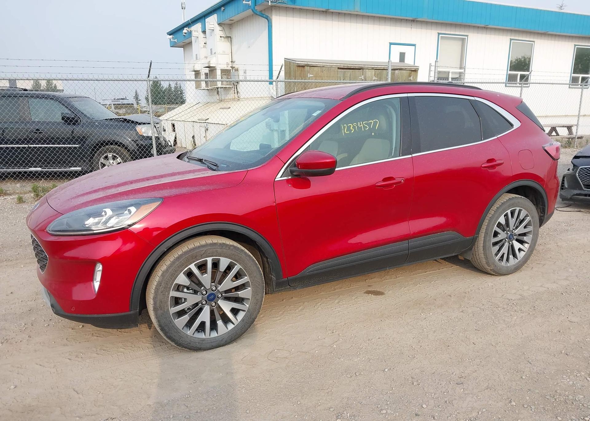 2022 FORD ESCAPE TITANIUM
