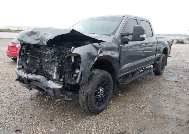 2024 FORD F-350 LARIAT