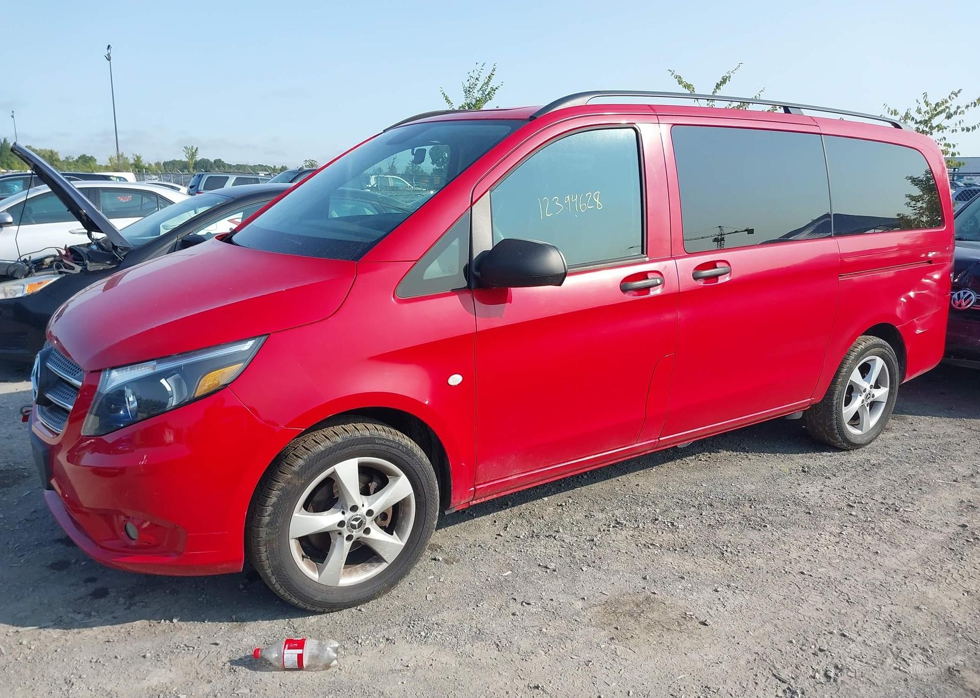 2019 MERCEDES-BENZ METRIS