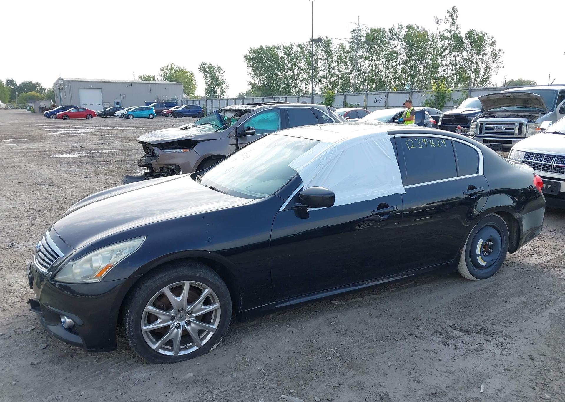 2011 INFINITI G37X