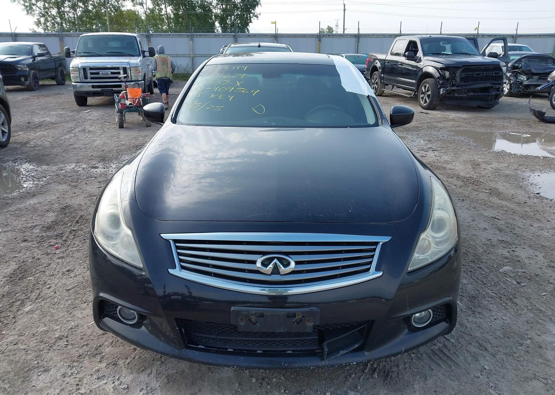 2011 INFINITI G37X