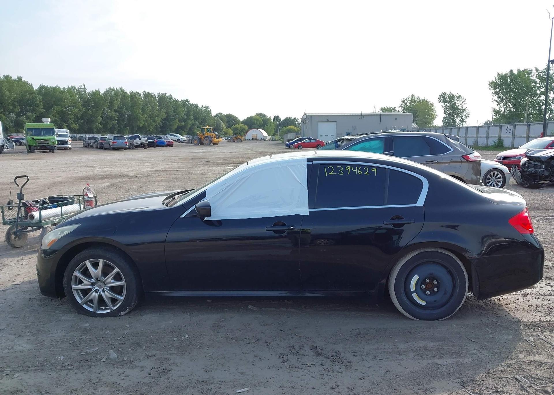 2011 INFINITI G37X