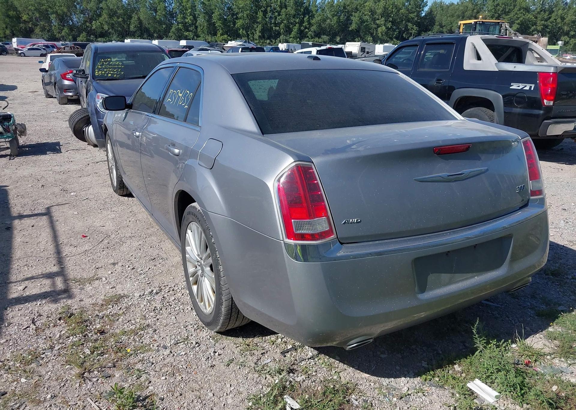 2014 CHRYSLER 300