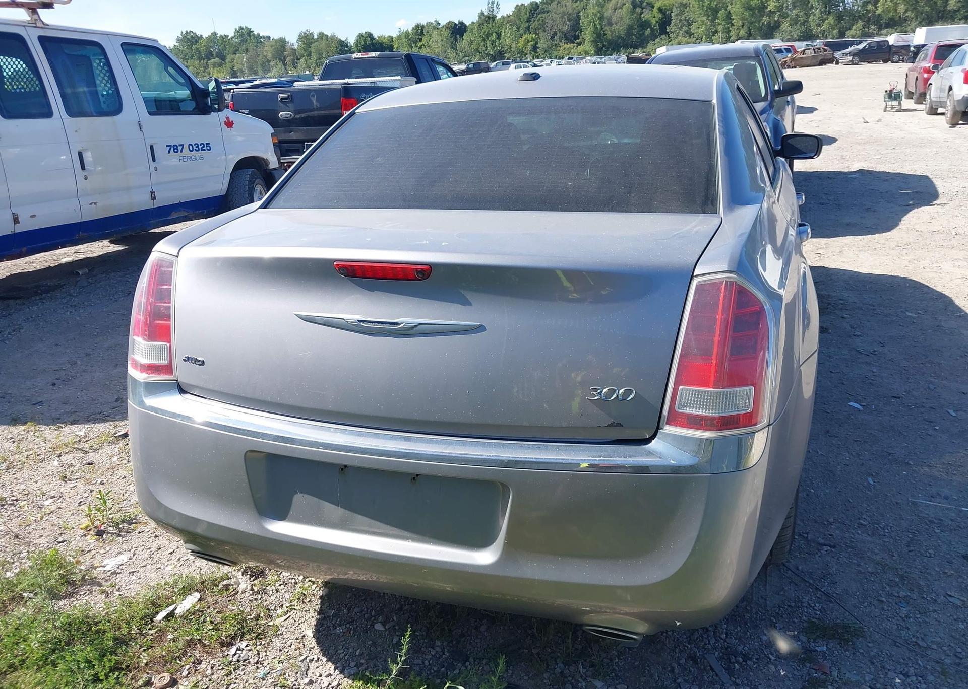 2014 CHRYSLER 300