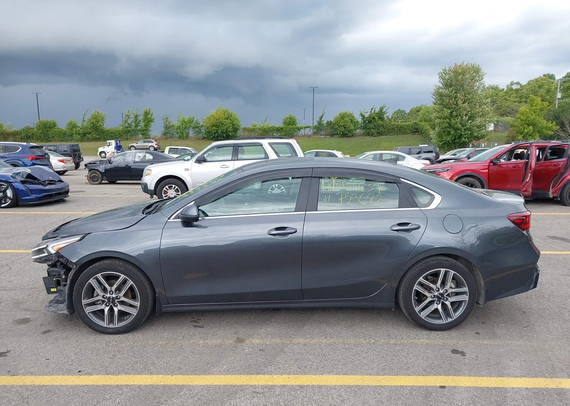 2024 KIA FORTE EX