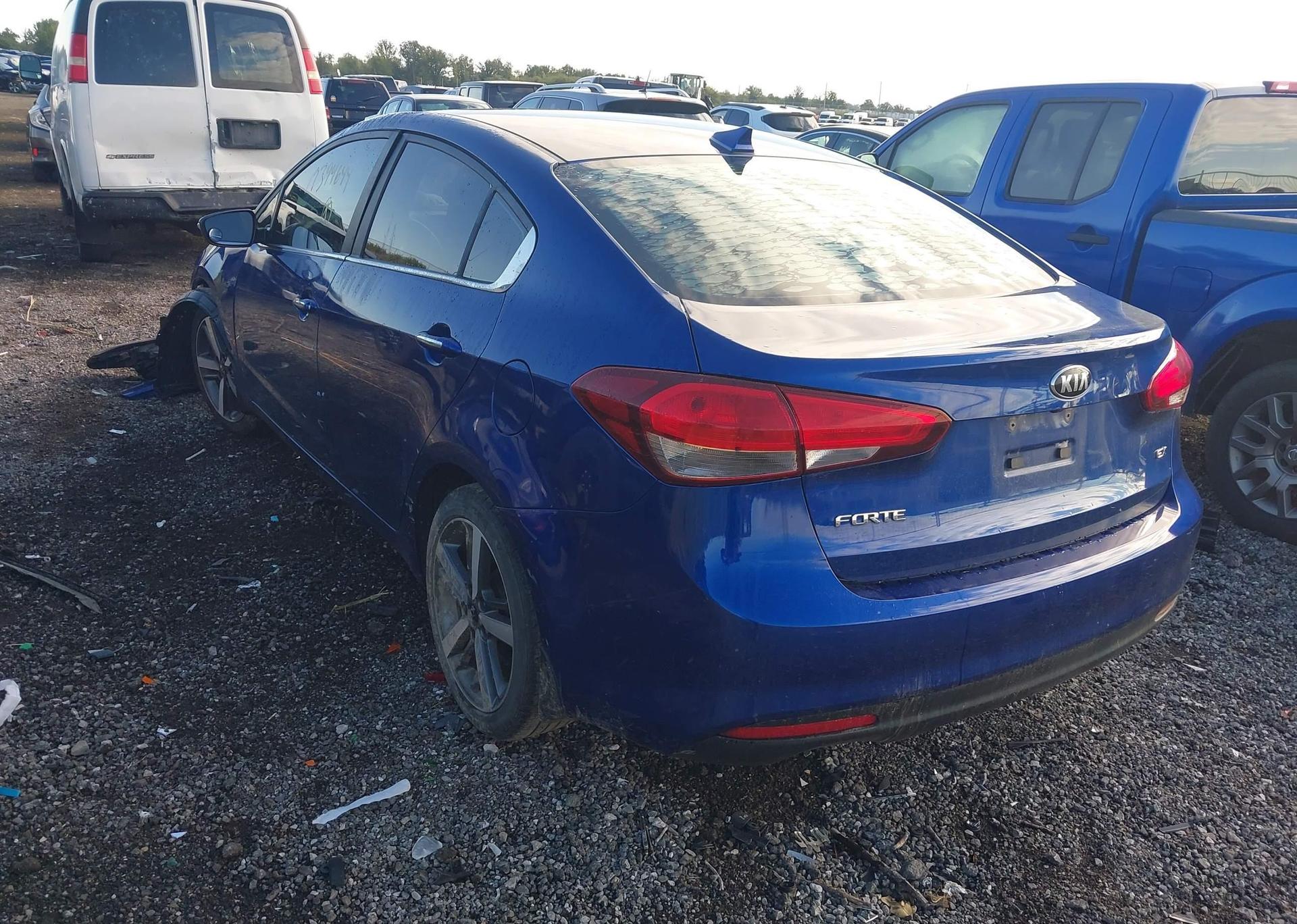 2017 KIA FORTE EX