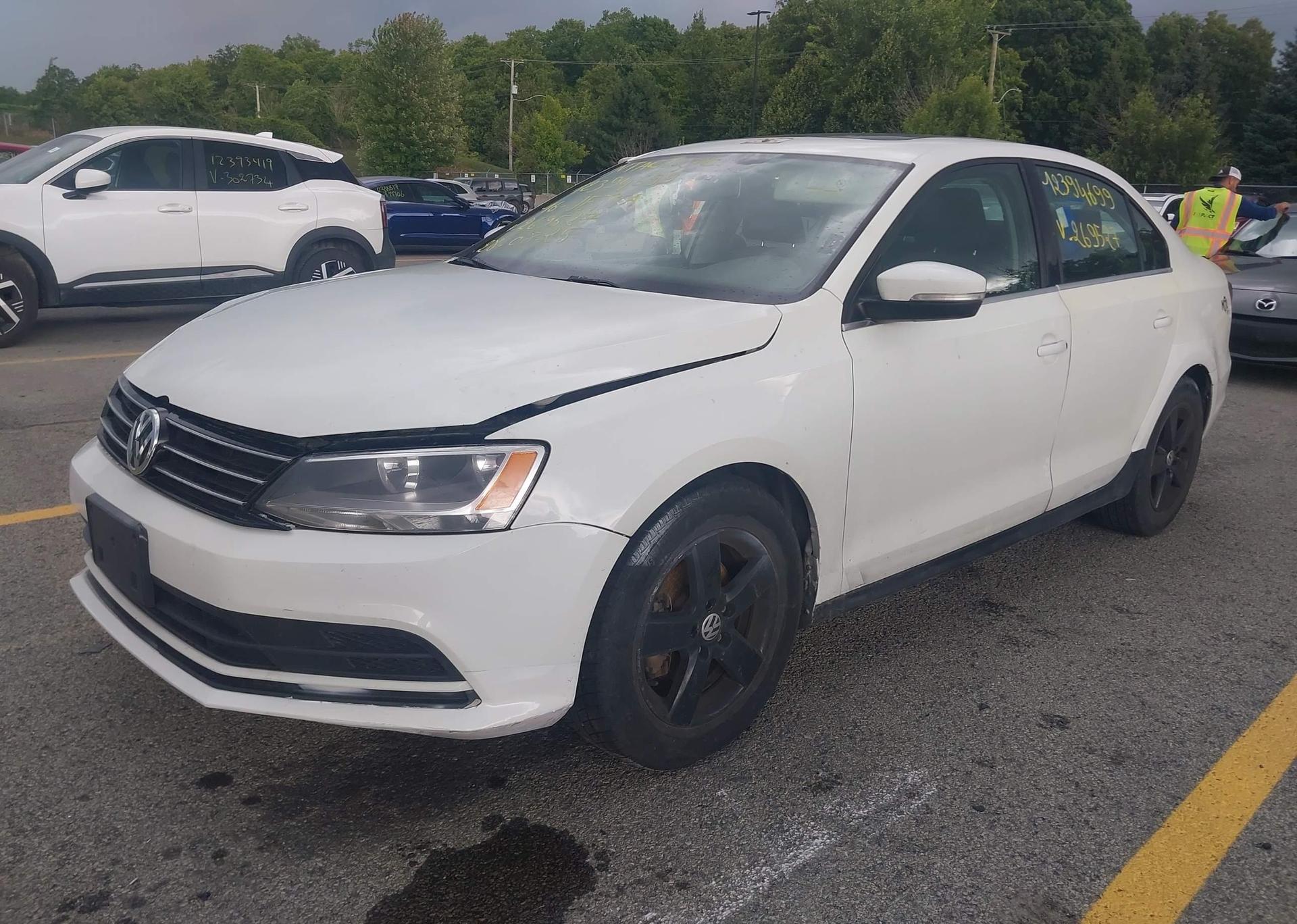 2016 VOLKSWAGEN JETTA