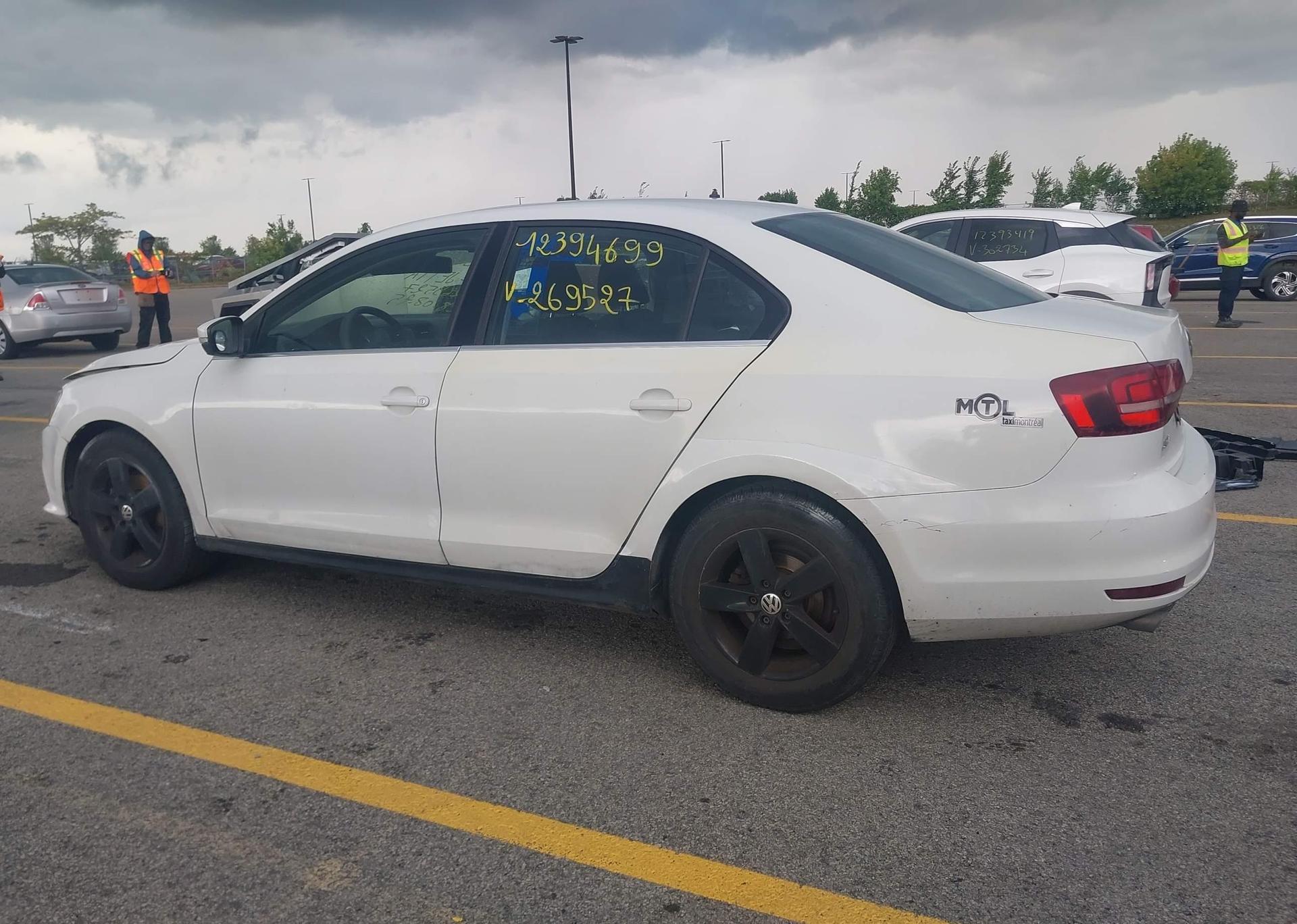 2016 VOLKSWAGEN JETTA