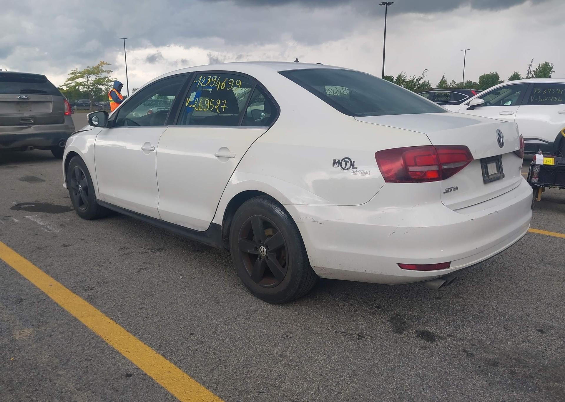 2016 VOLKSWAGEN JETTA