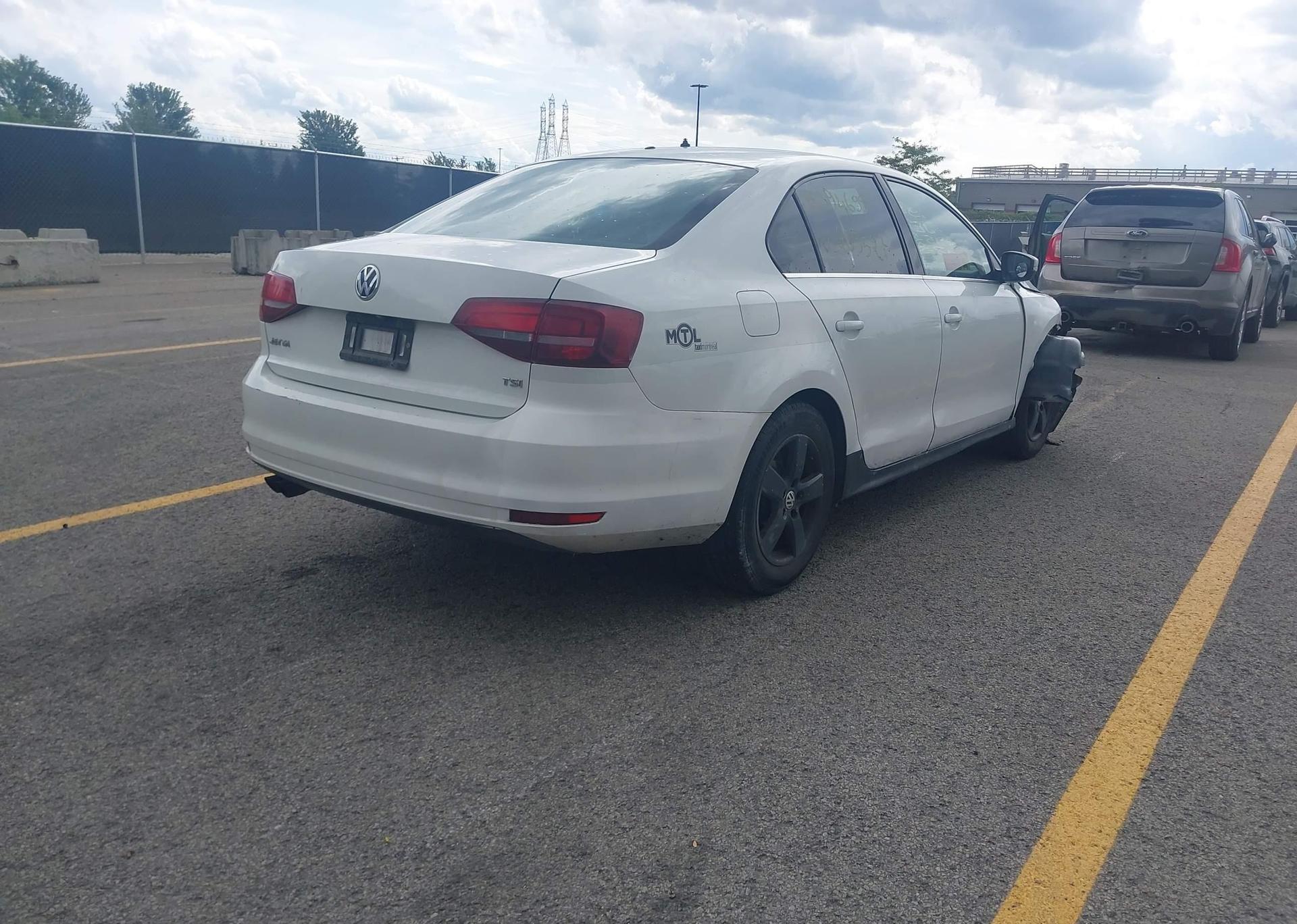 2016 VOLKSWAGEN JETTA
