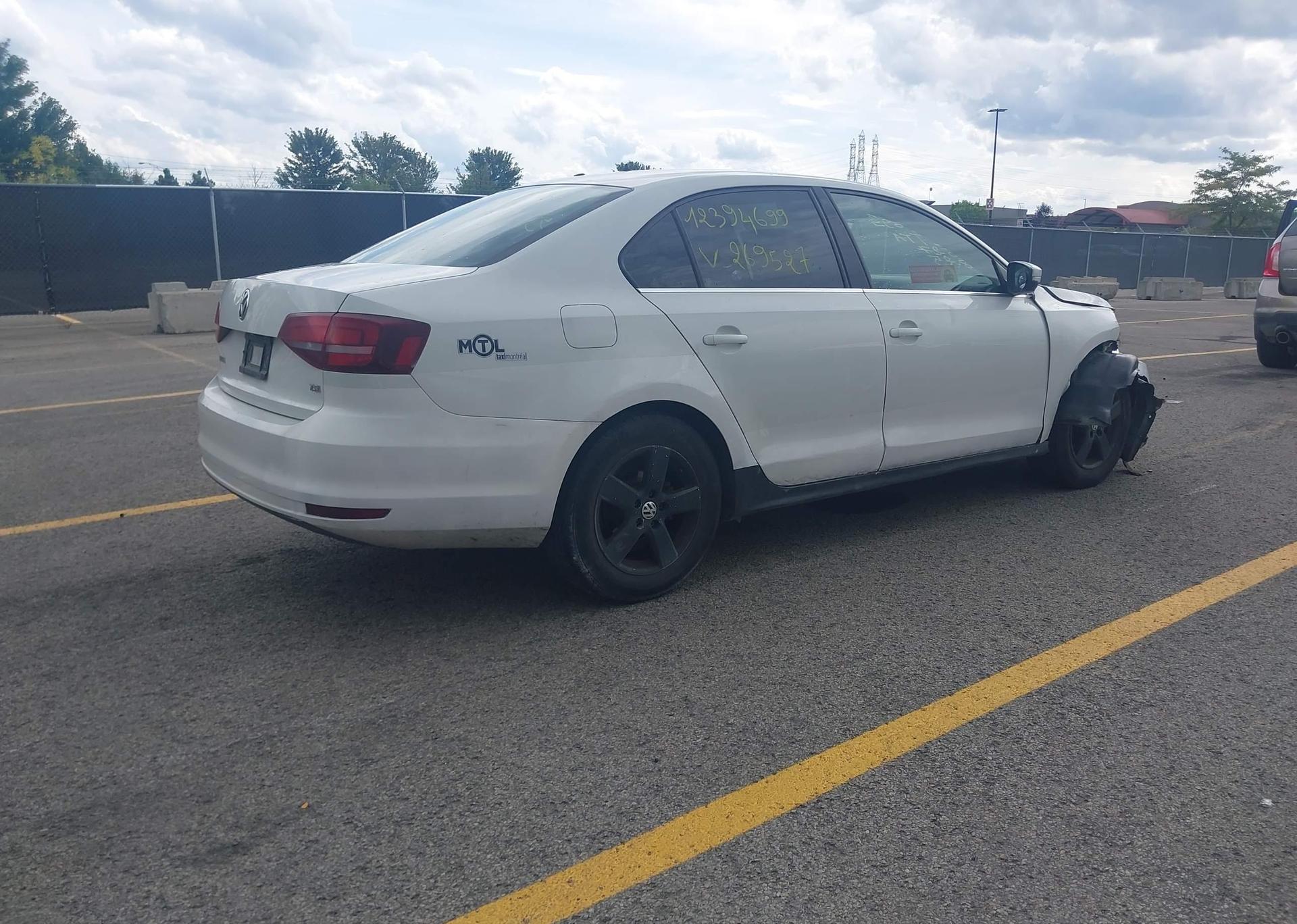 2016 VOLKSWAGEN JETTA