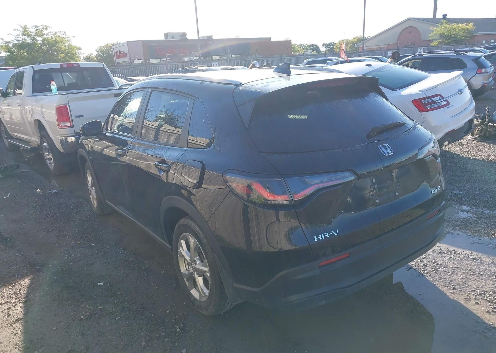 2023 HONDA HR-V LX