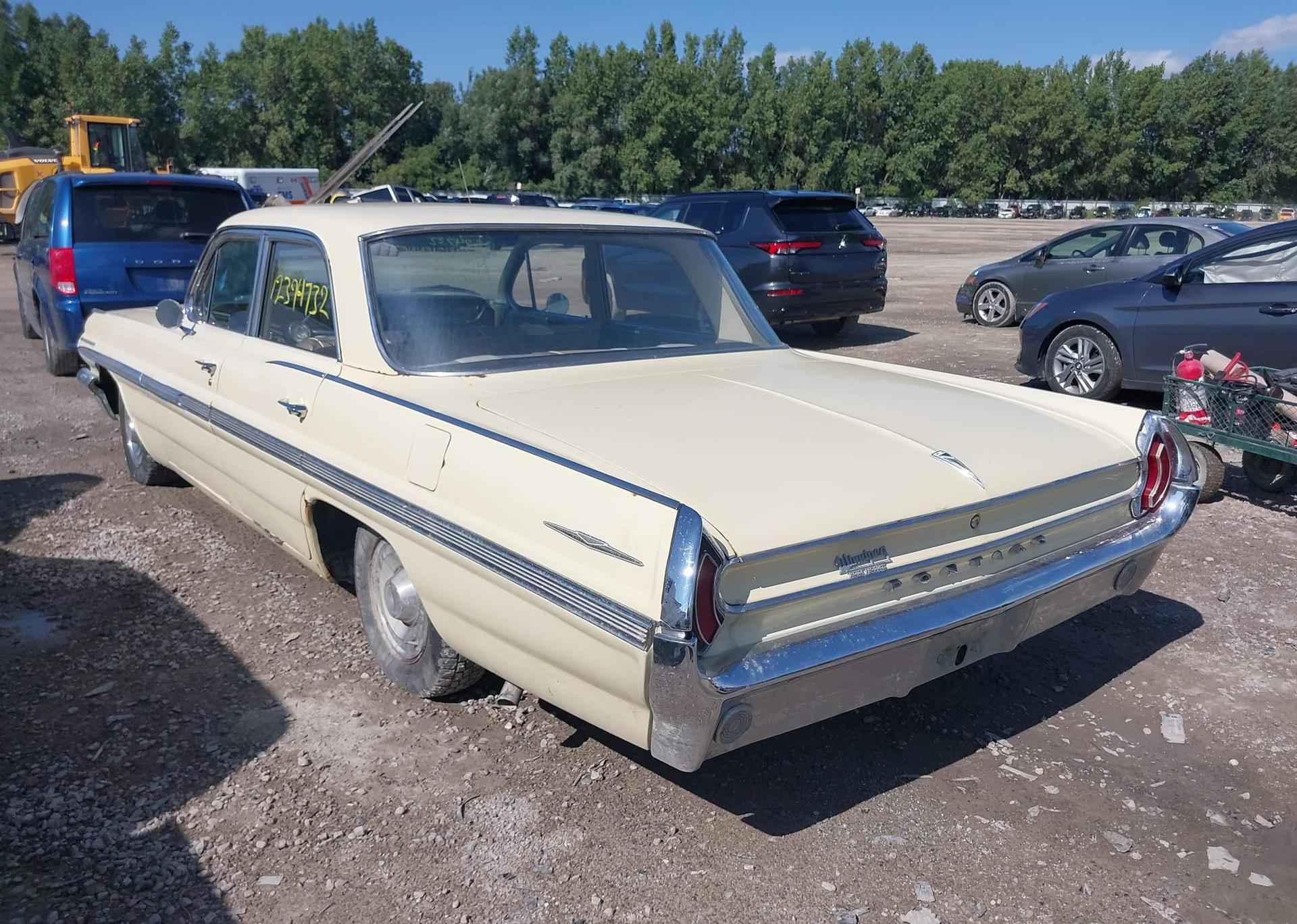 1962 PONTIAC PARISIENNE