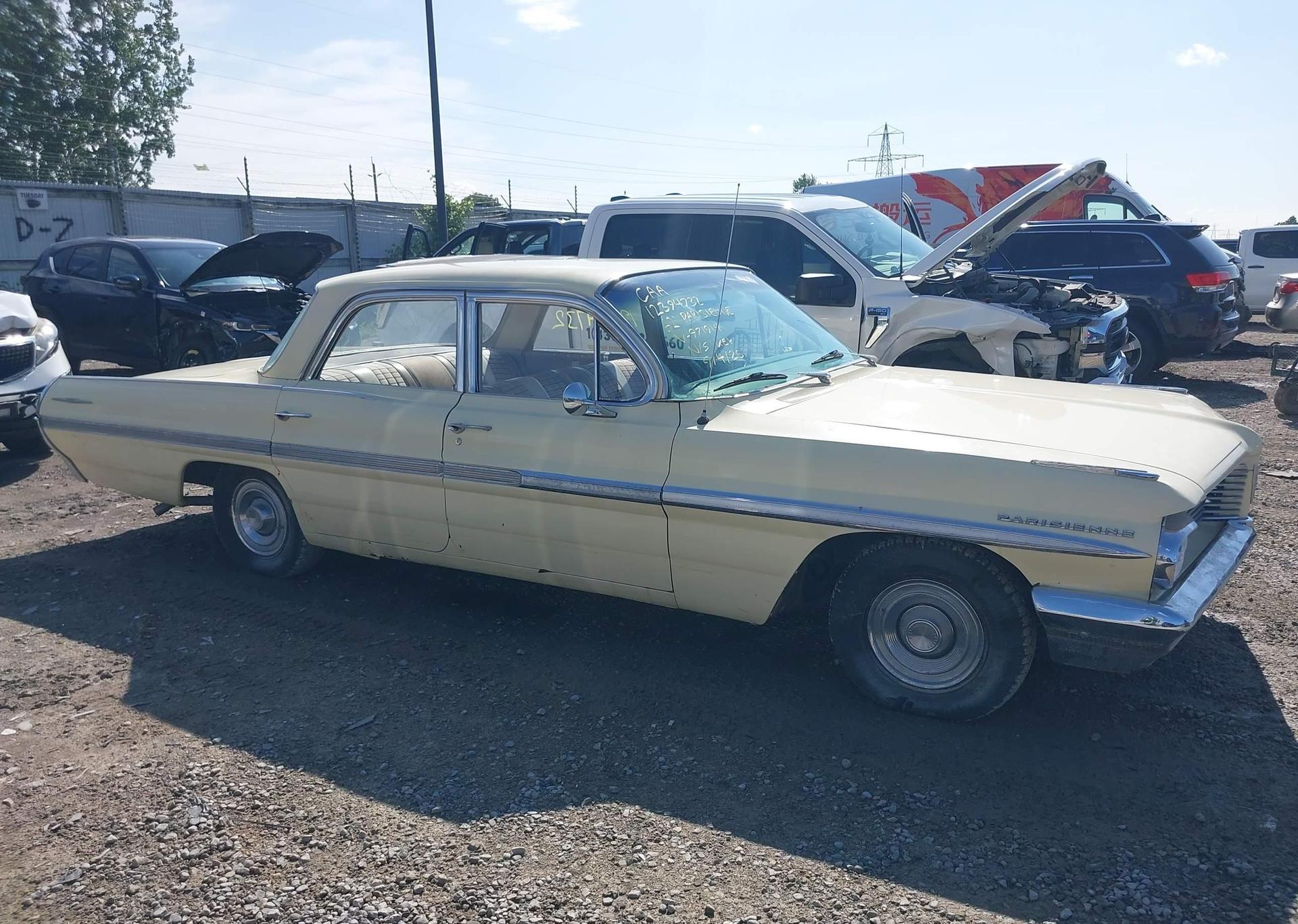 1962 PONTIAC PARISIENNE