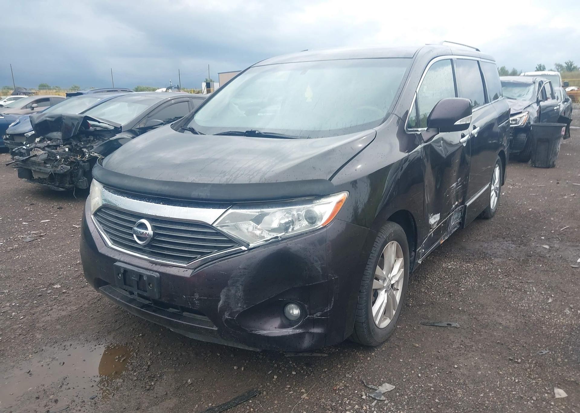 2011 NISSAN QUEST LE