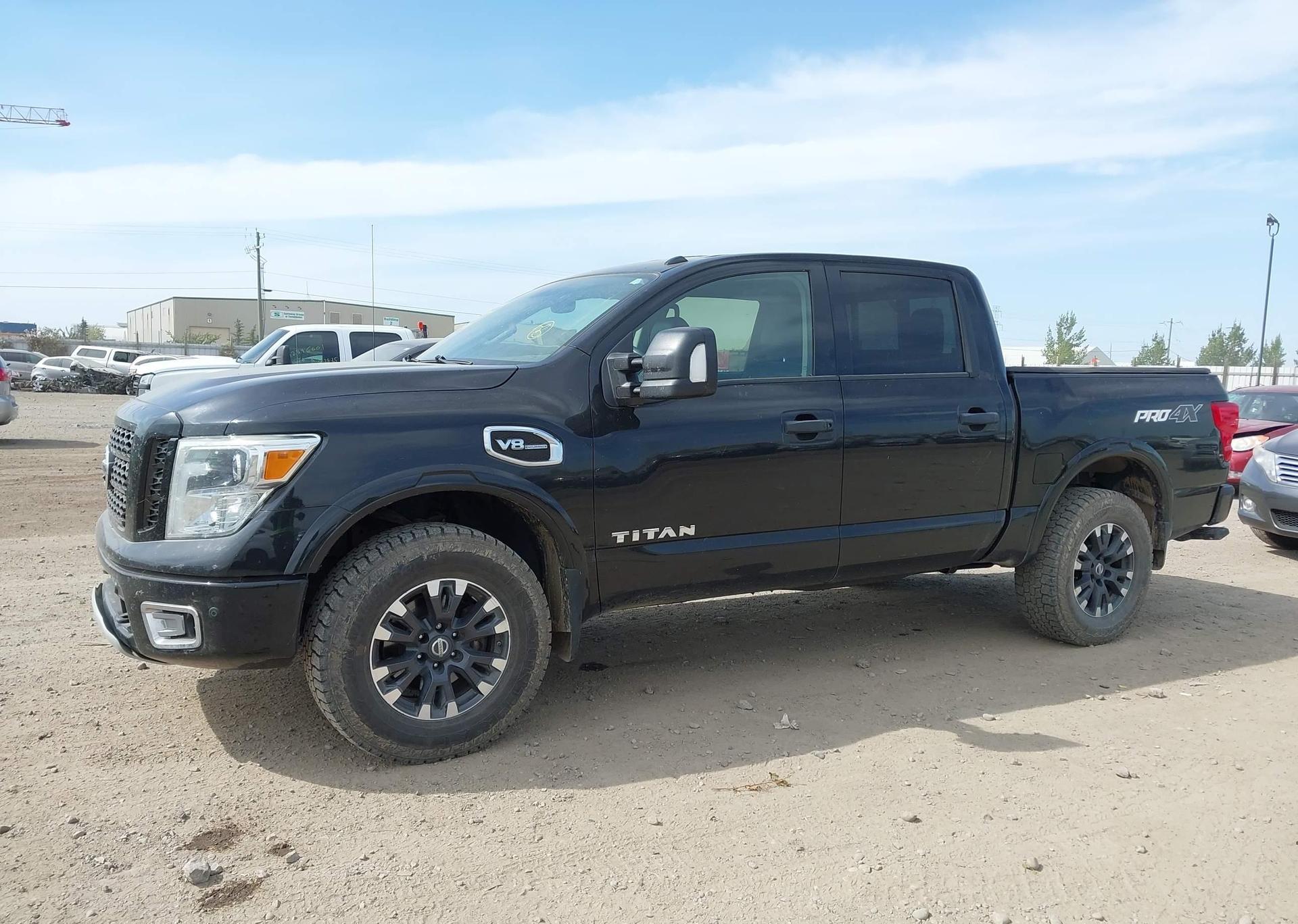 2017 NISSAN TITAN PLATINUM RESERVE