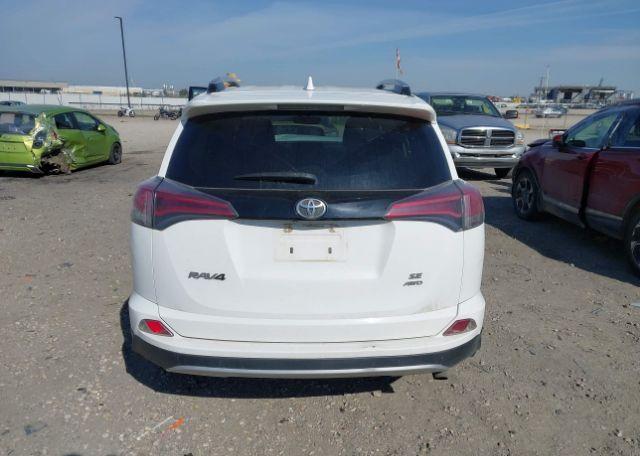 2016 TOYOTA RAV4 SE