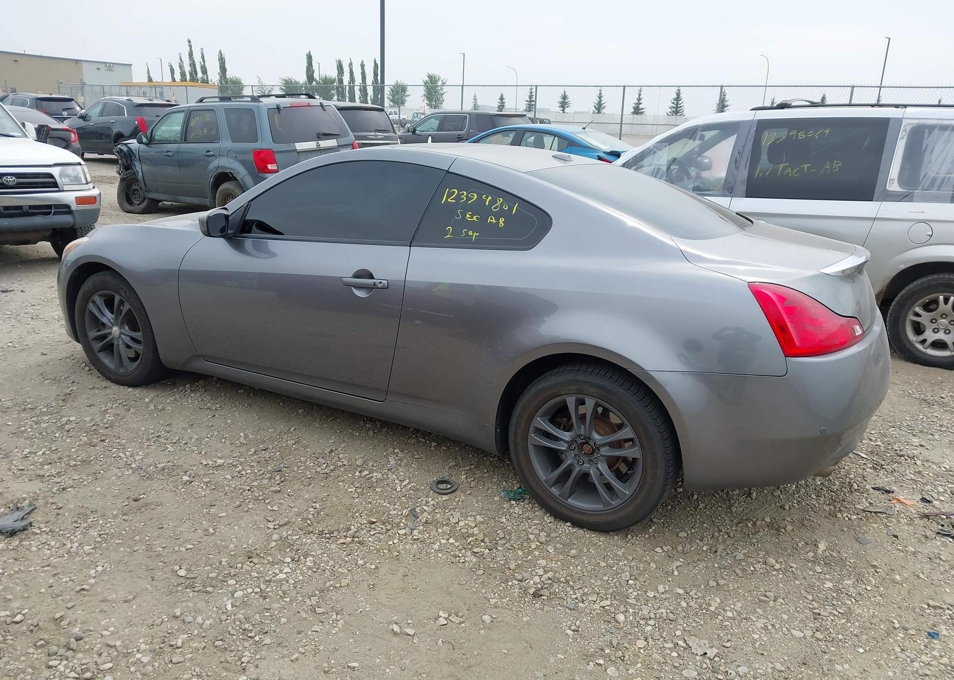 2010 INFINITI G37X