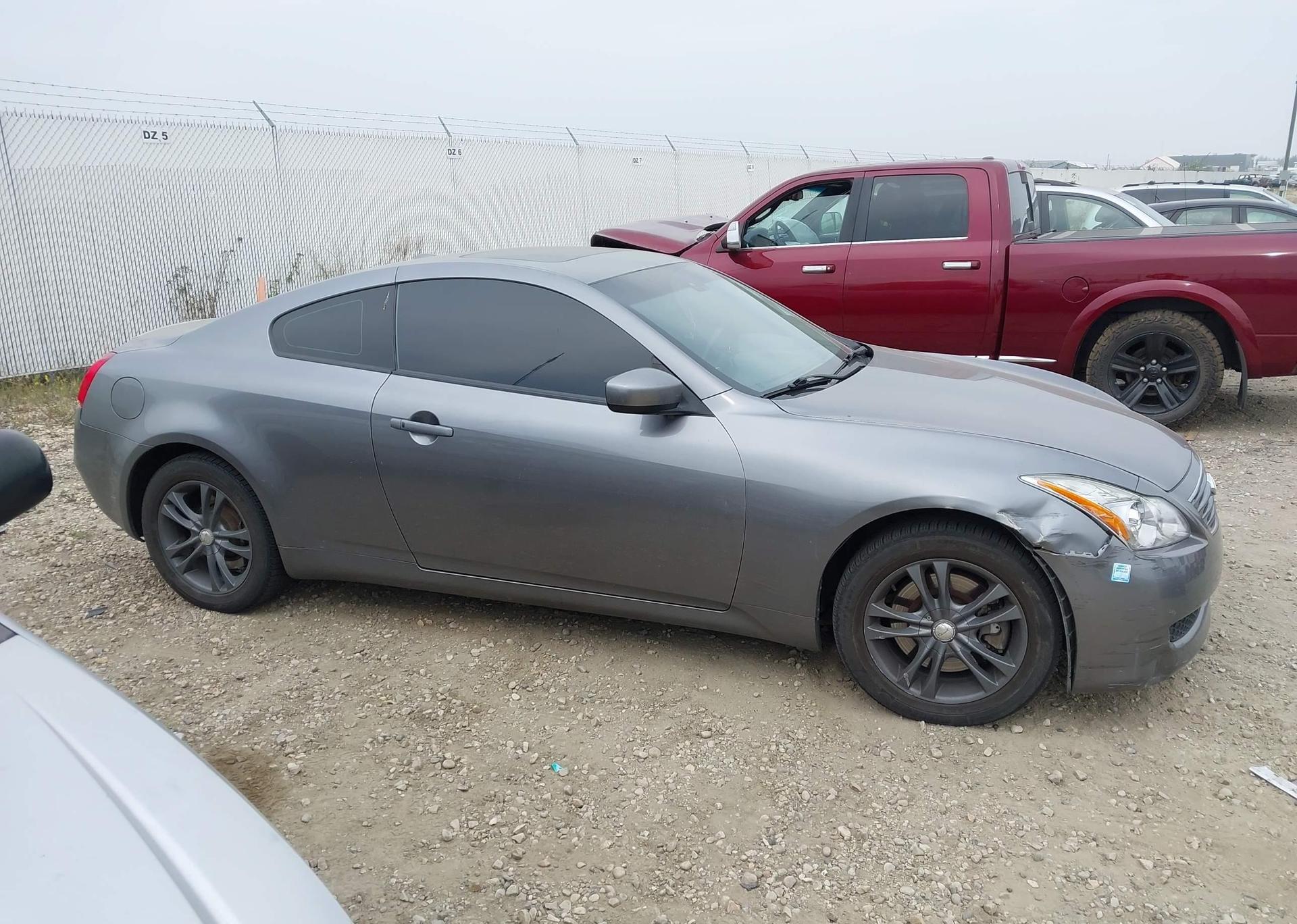 2010 INFINITI G37X