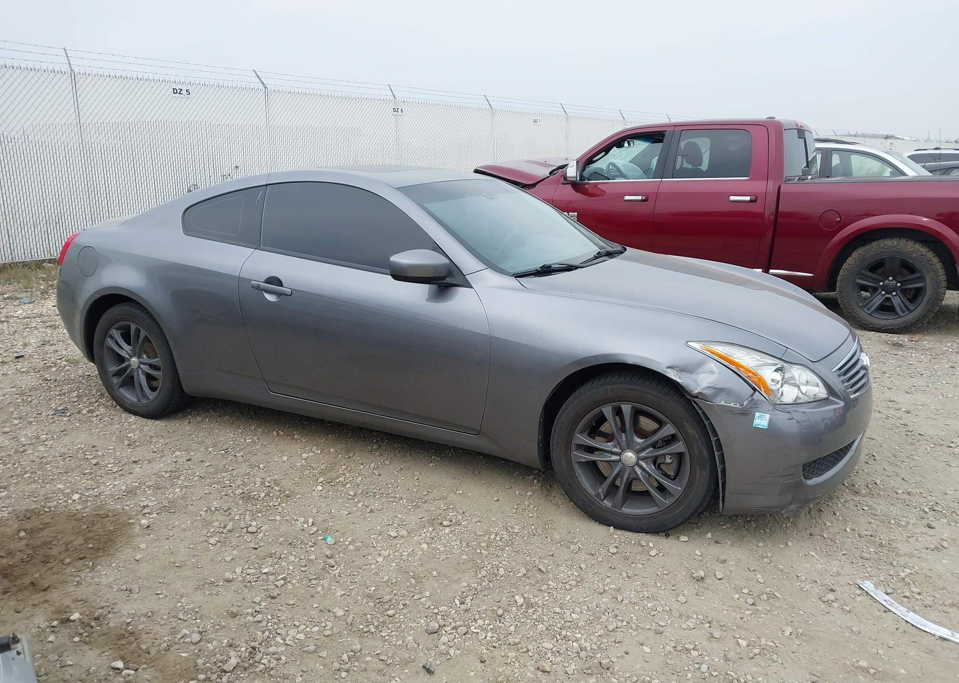 2010 INFINITI G37X