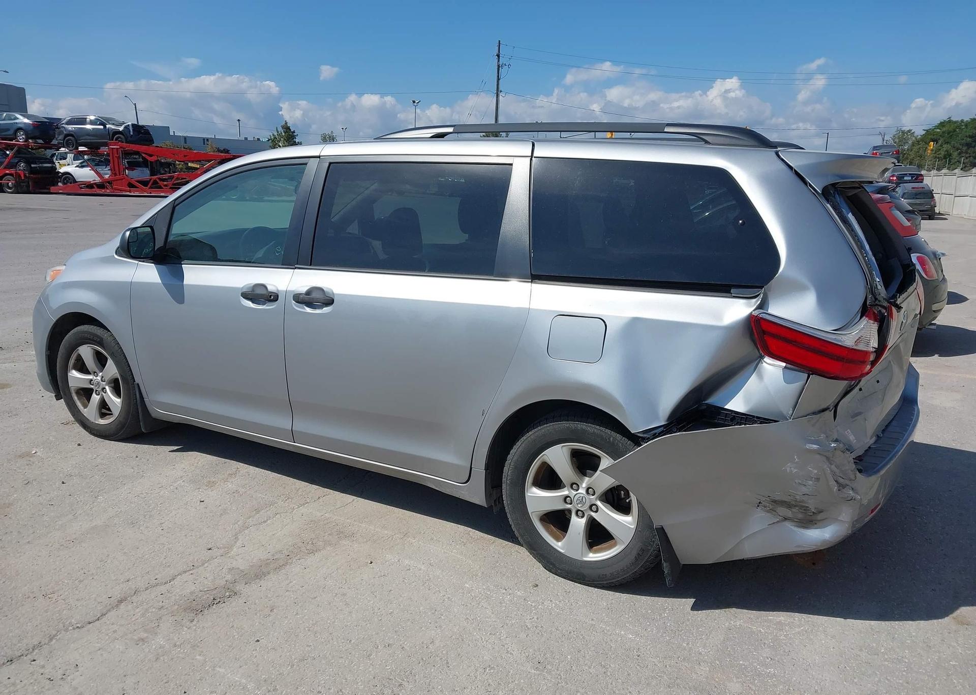 2015 TOYOTA SIENNA 7 PASSENGER