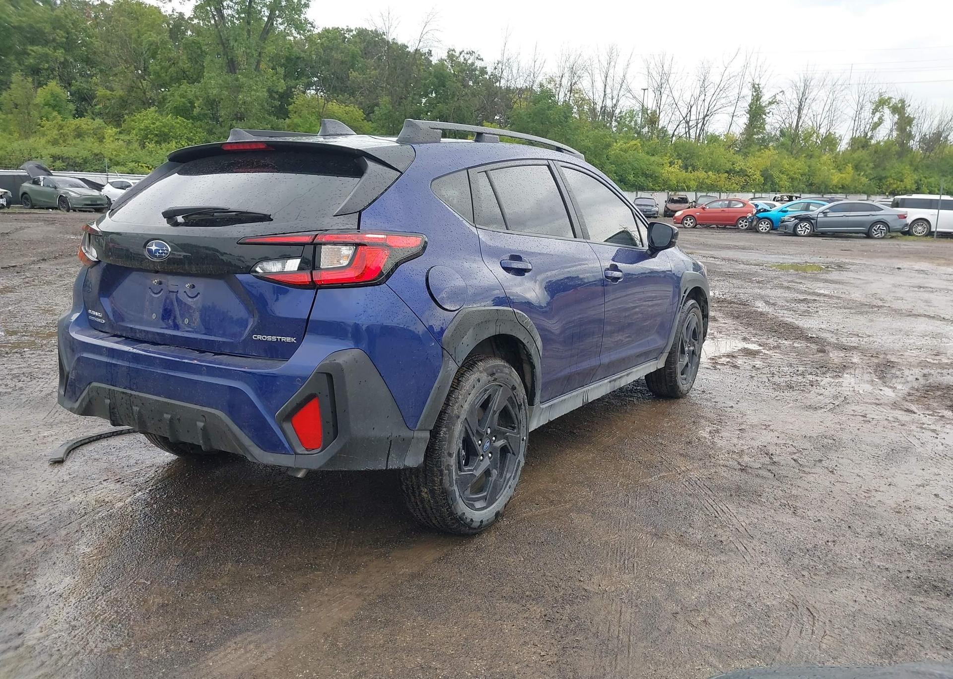 2025 SUBARU CROSSTREK ONYX