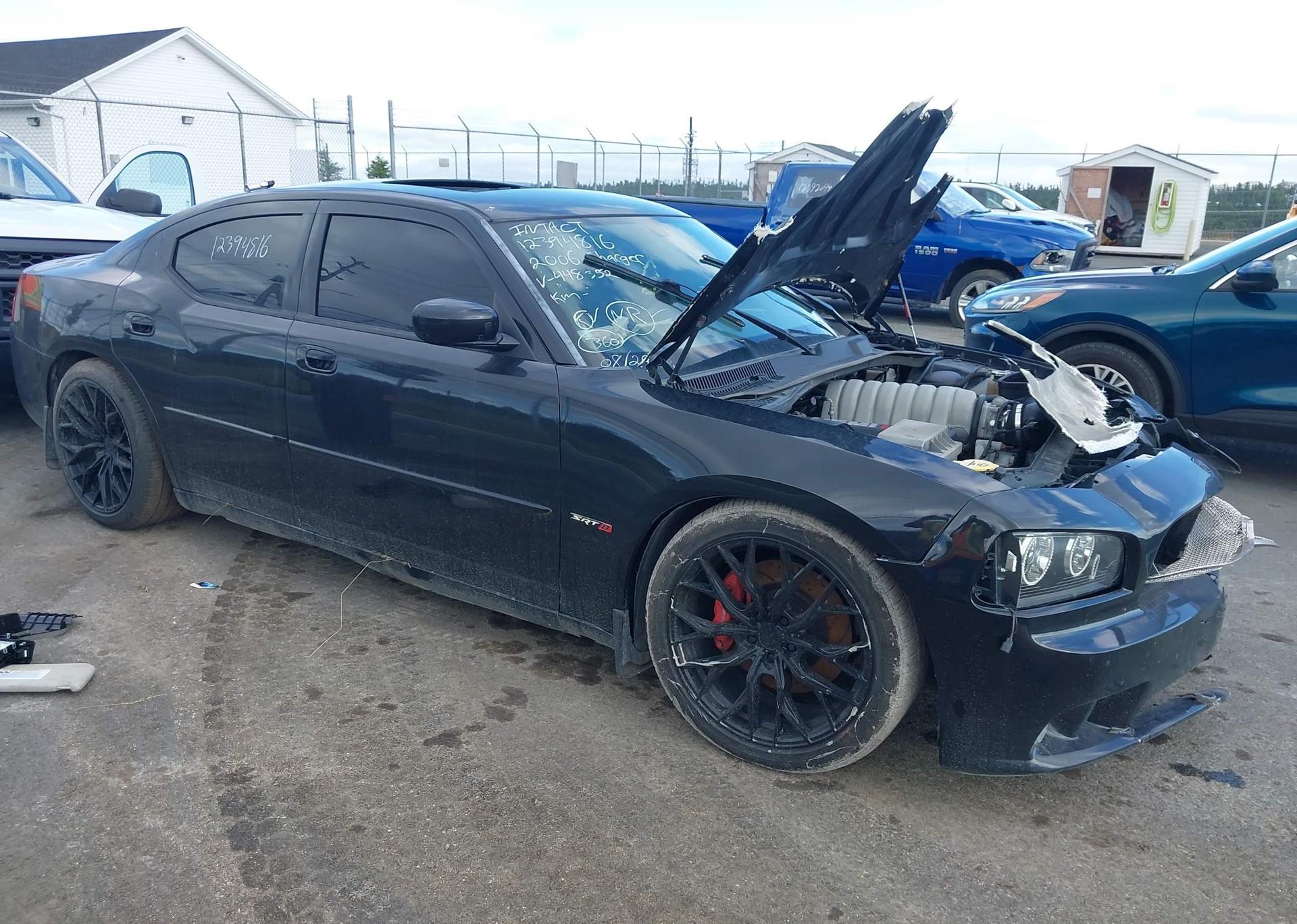 2006 DODGE CHARGER SRT-8