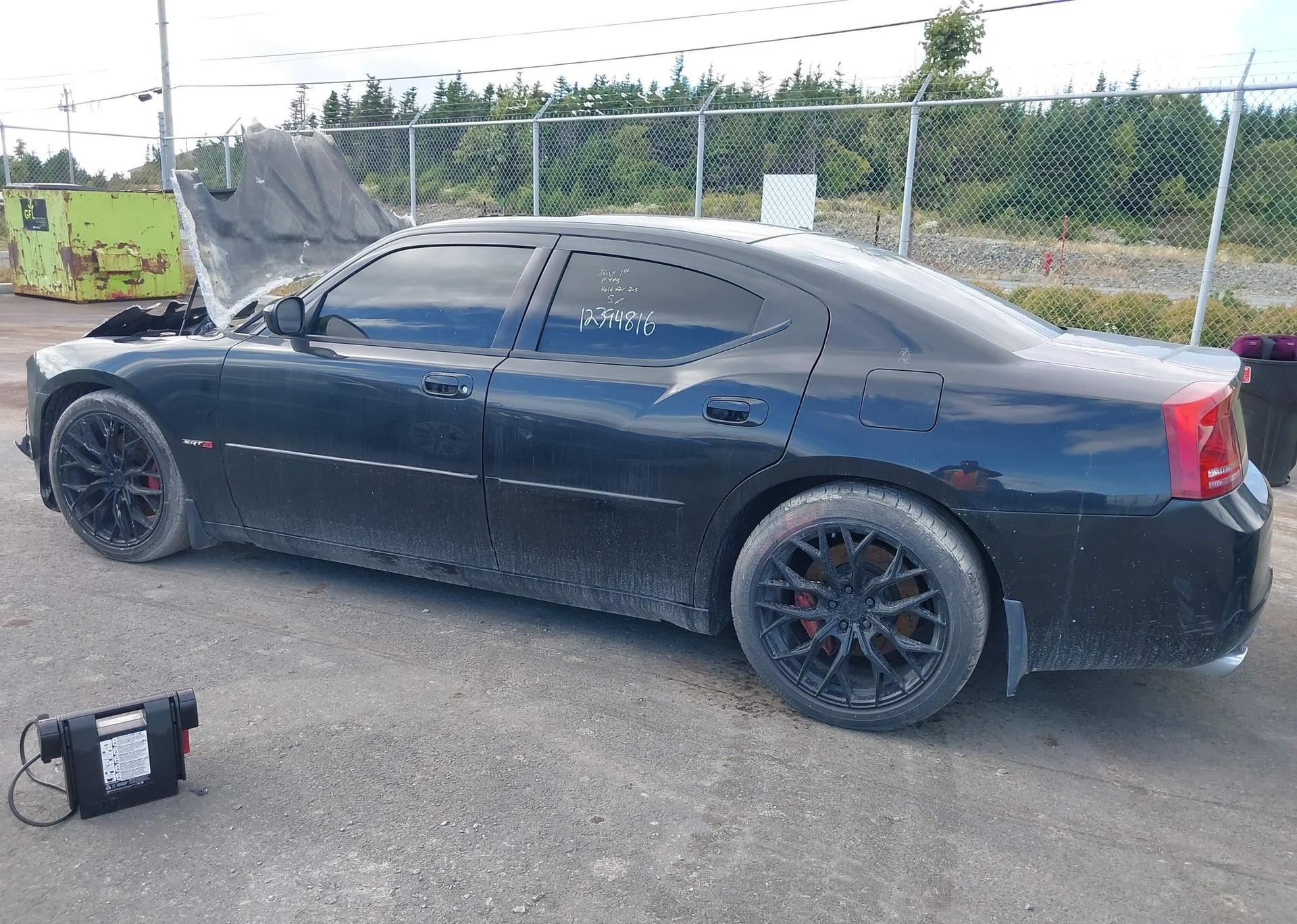 2006 DODGE CHARGER SRT-8