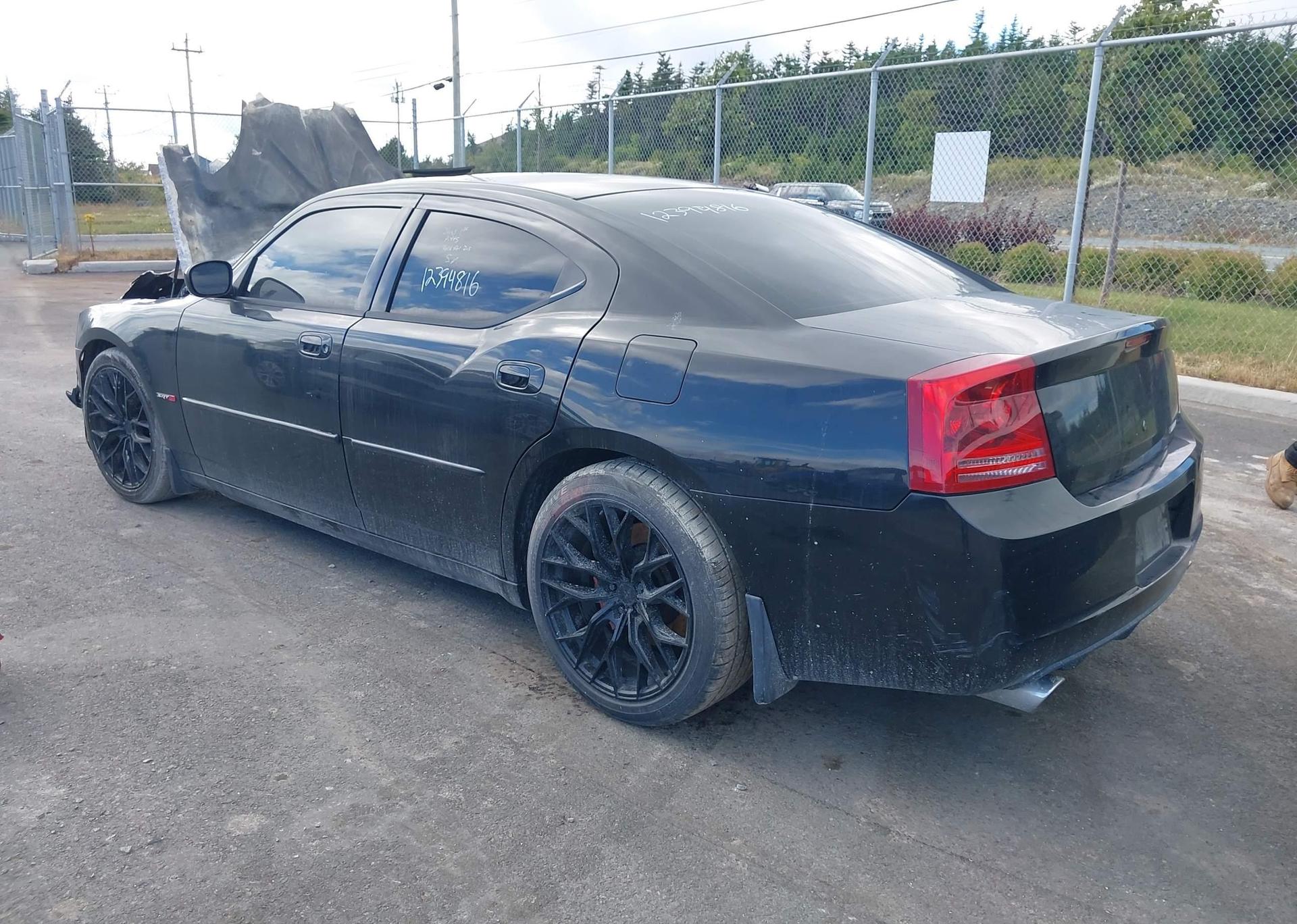 2006 DODGE CHARGER SRT-8