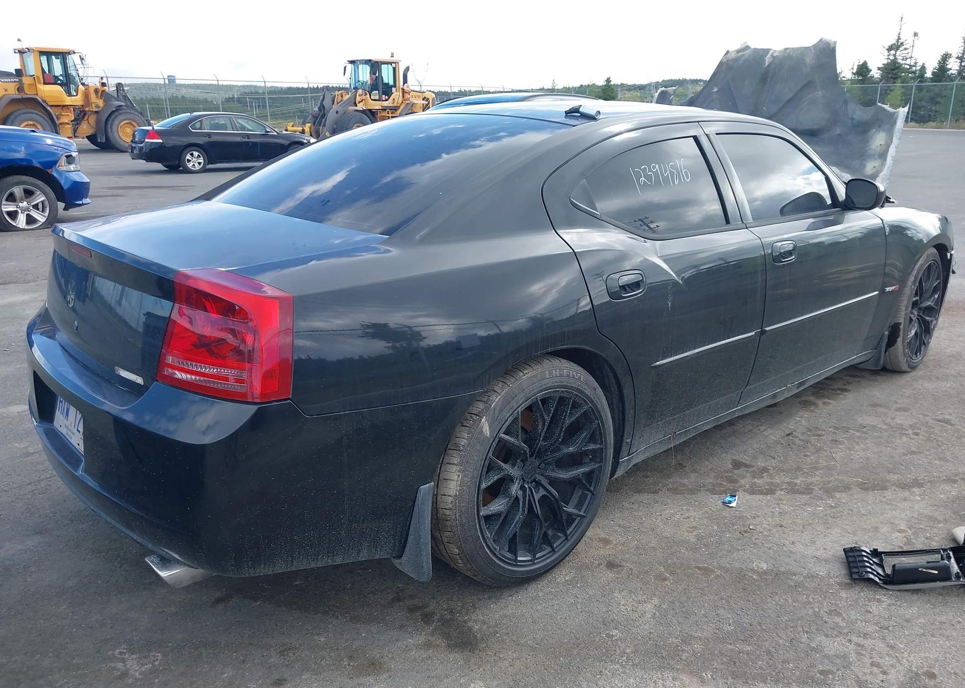 2006 DODGE CHARGER SRT-8