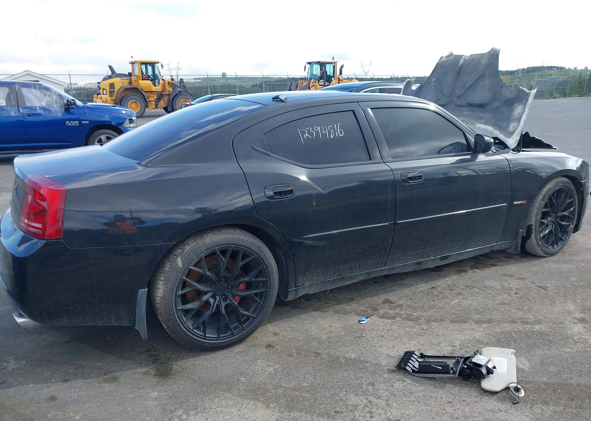 2006 DODGE CHARGER SRT-8