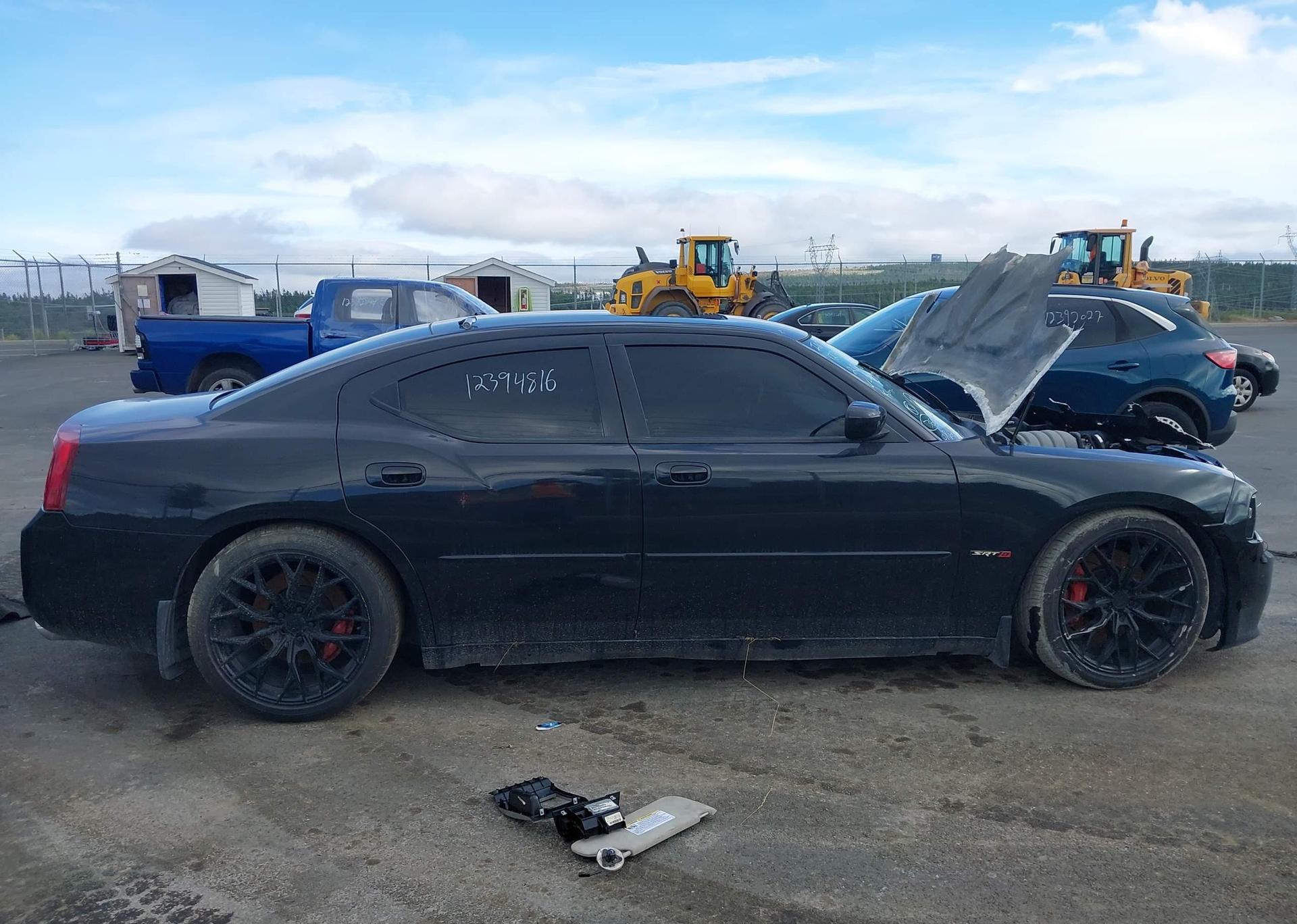 2006 DODGE CHARGER SRT-8