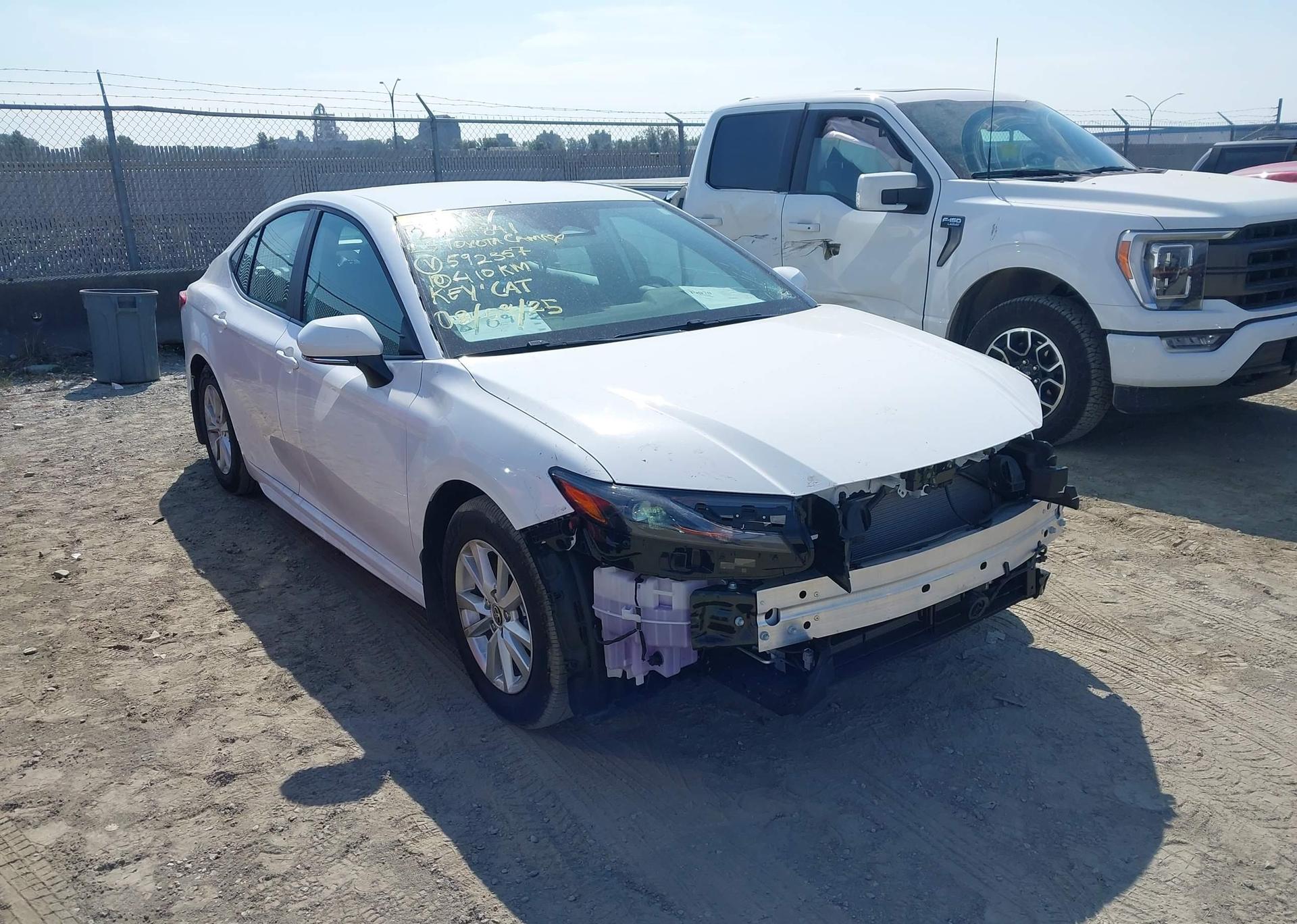2025 TOYOTA CAMRY XSE