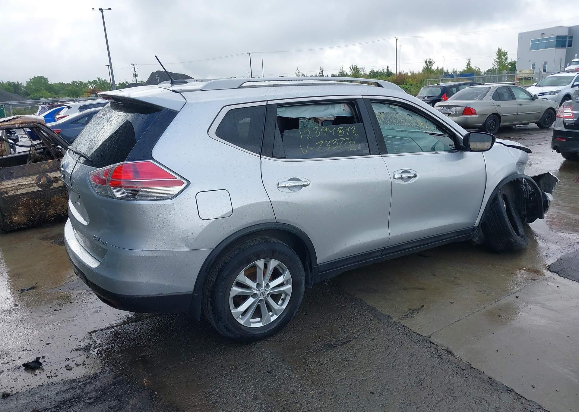 2016 NISSAN ROGUE S