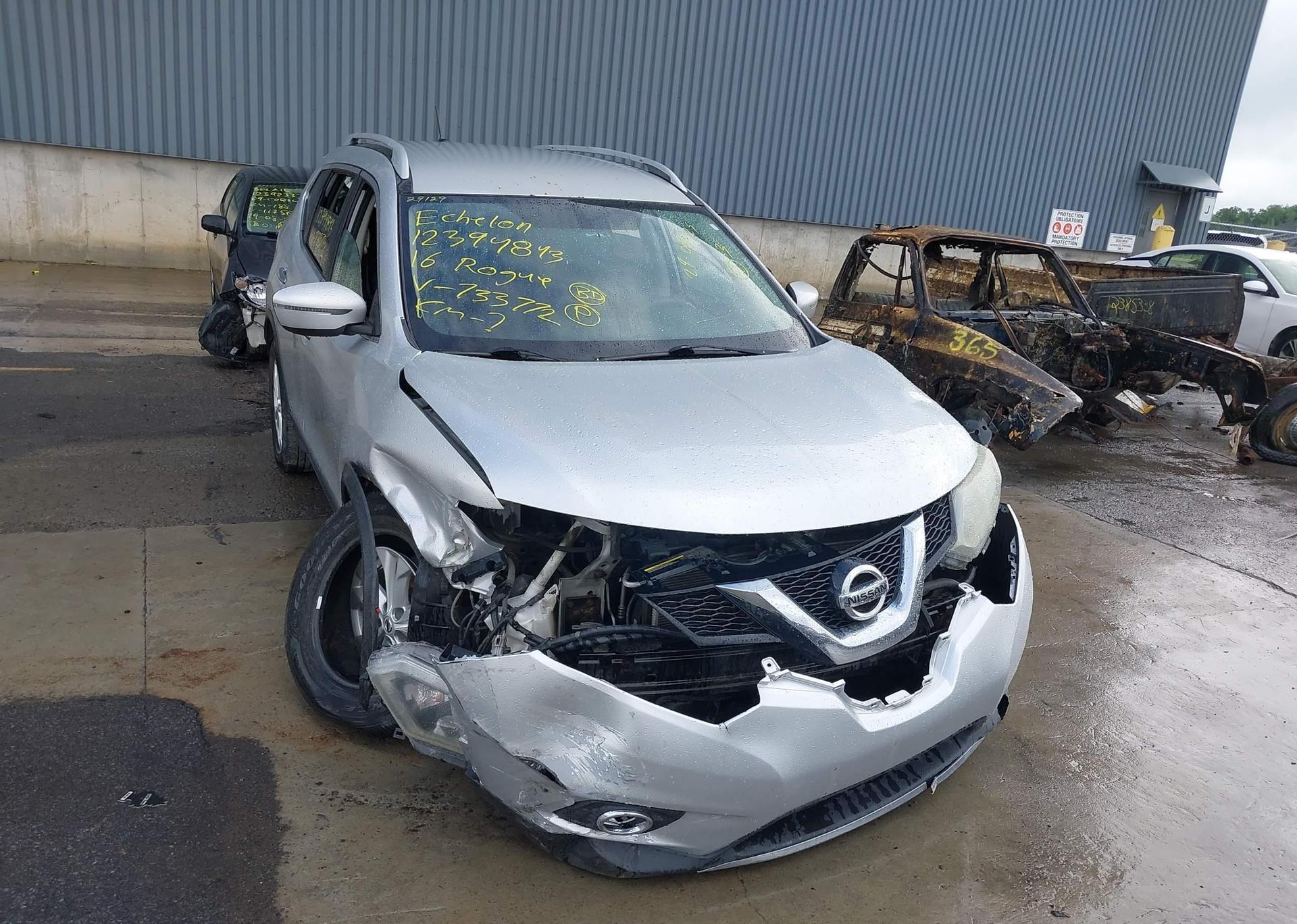 2016 NISSAN ROGUE S