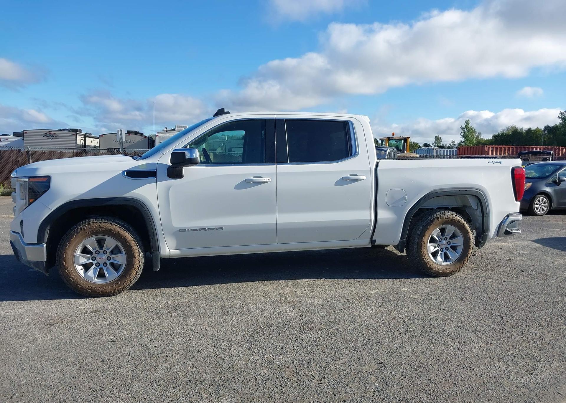 2023 GMC SIERRA K1500 SLE