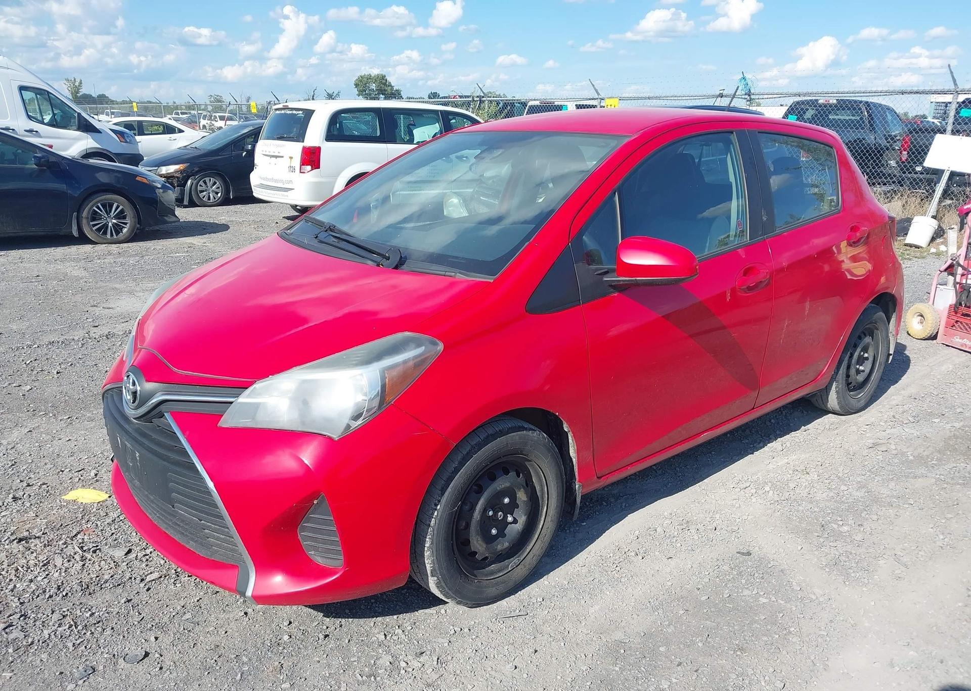 2017 TOYOTA YARIS LE