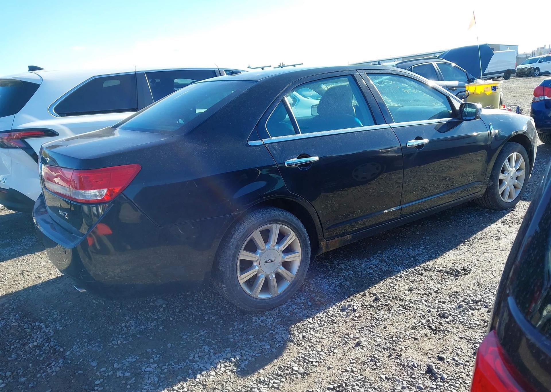 2010 LINCOLN MKZ