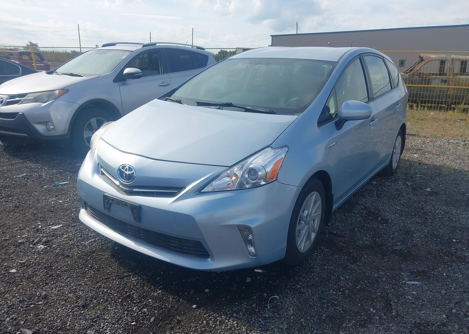 2012 TOYOTA PRIUS V