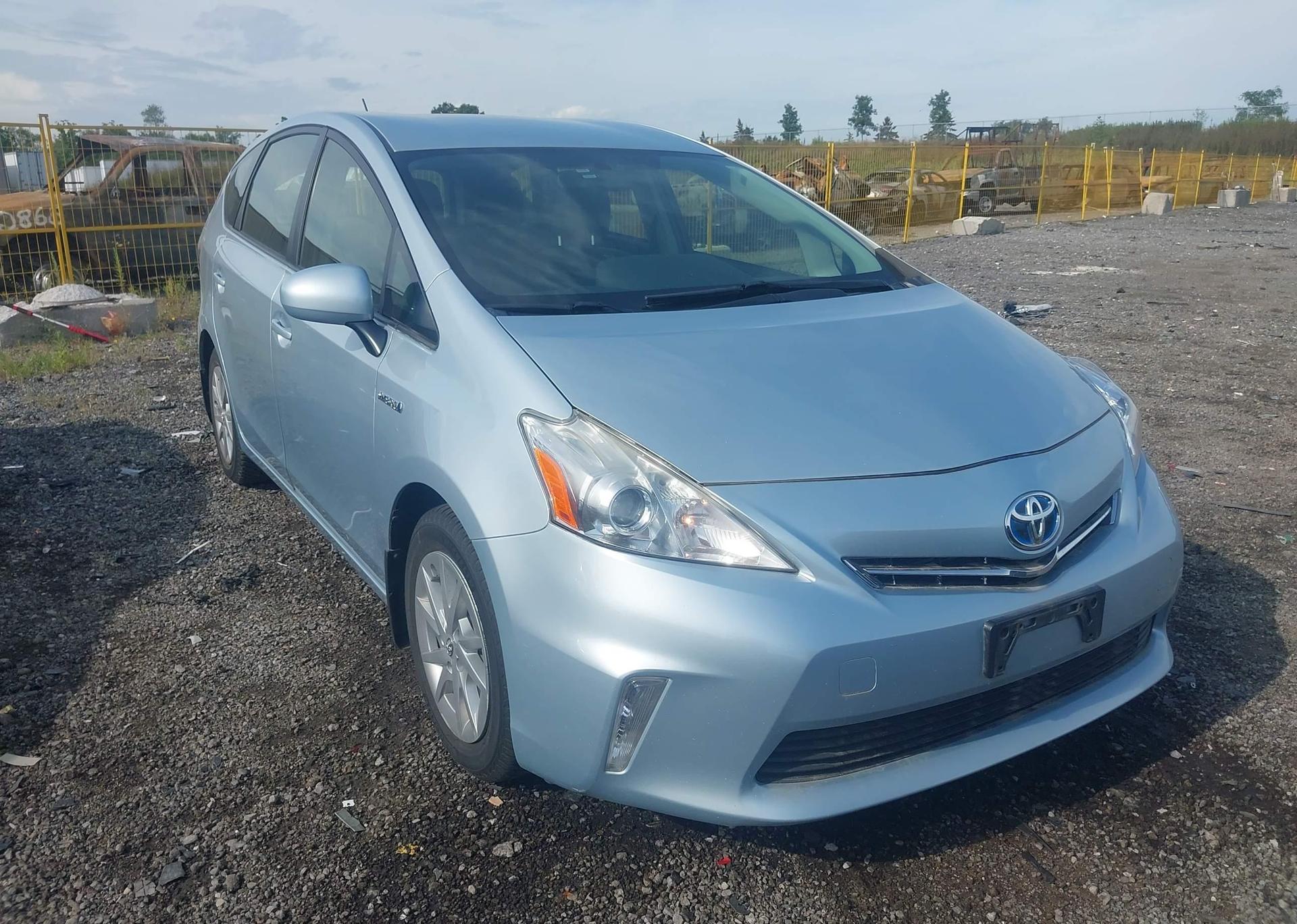 2012 TOYOTA PRIUS V