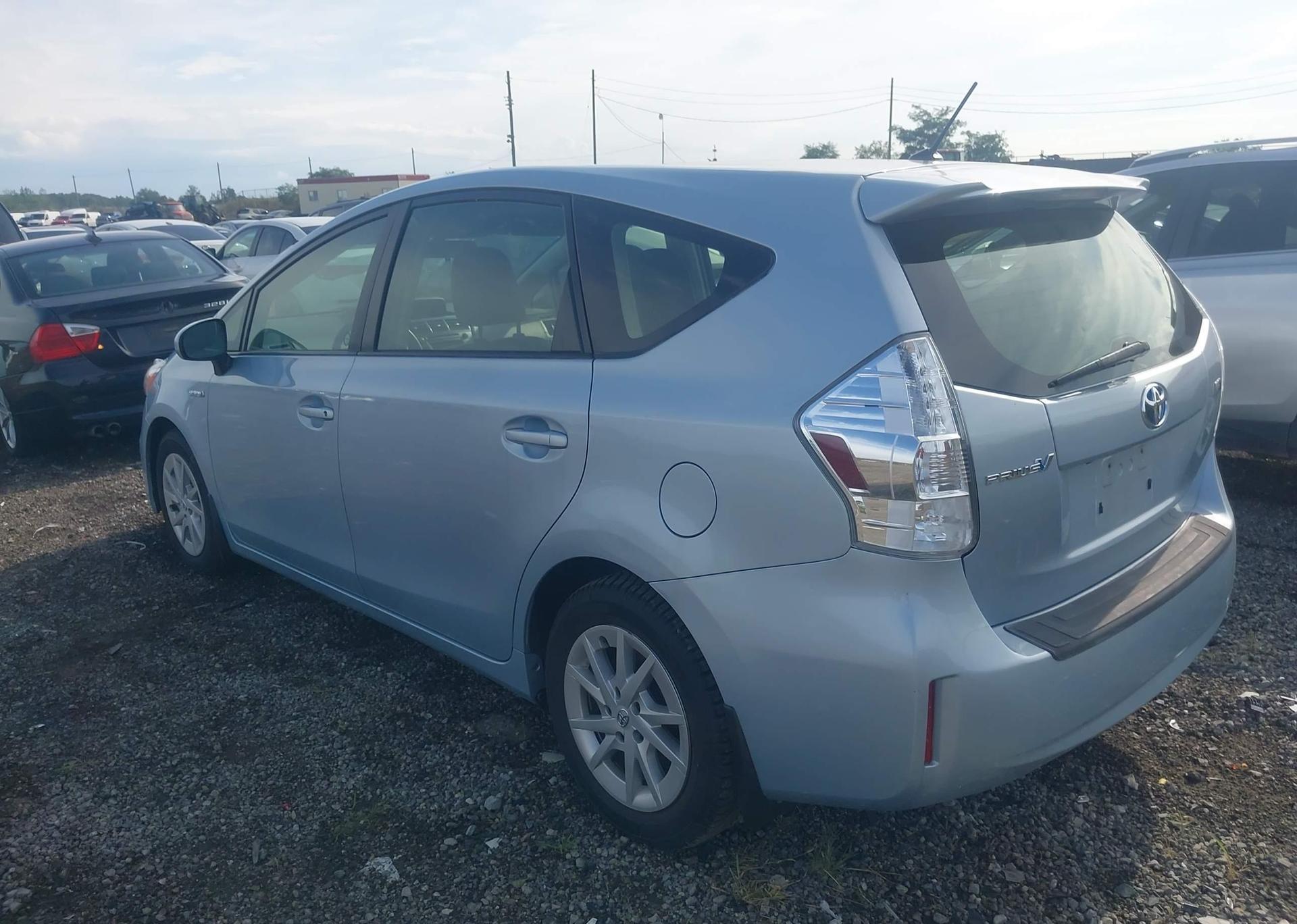 2012 TOYOTA PRIUS V