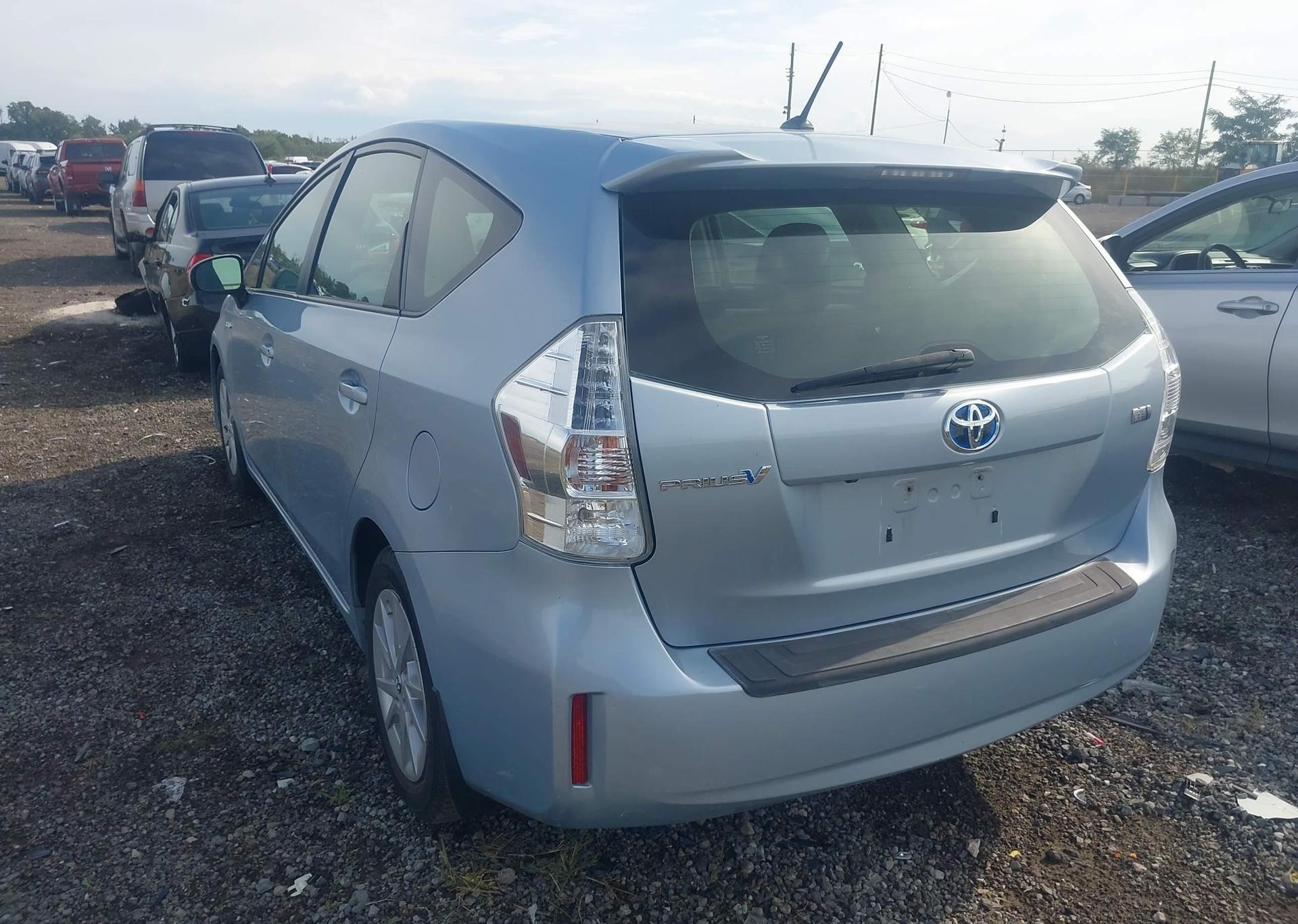 2012 TOYOTA PRIUS V