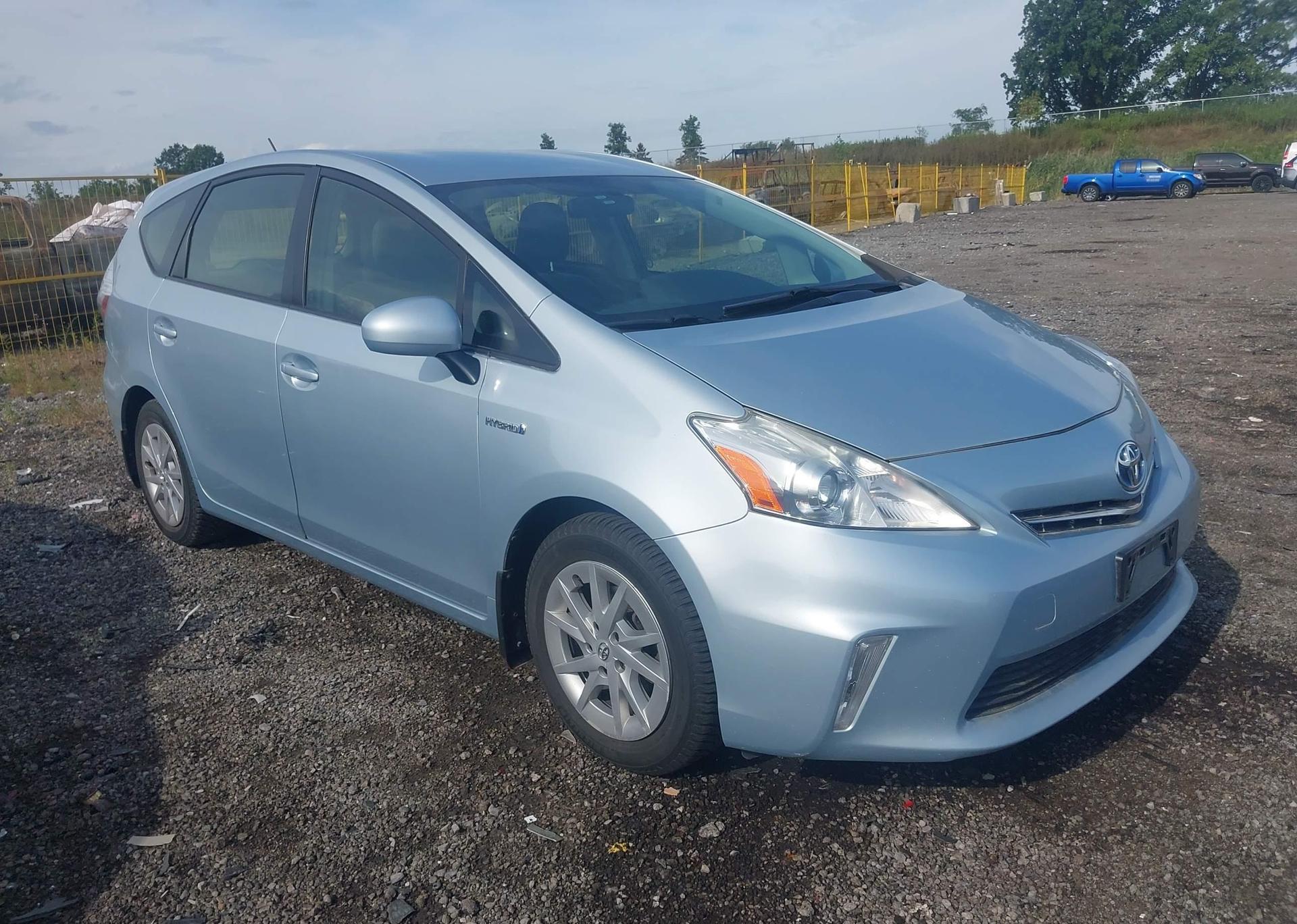 2012 TOYOTA PRIUS V