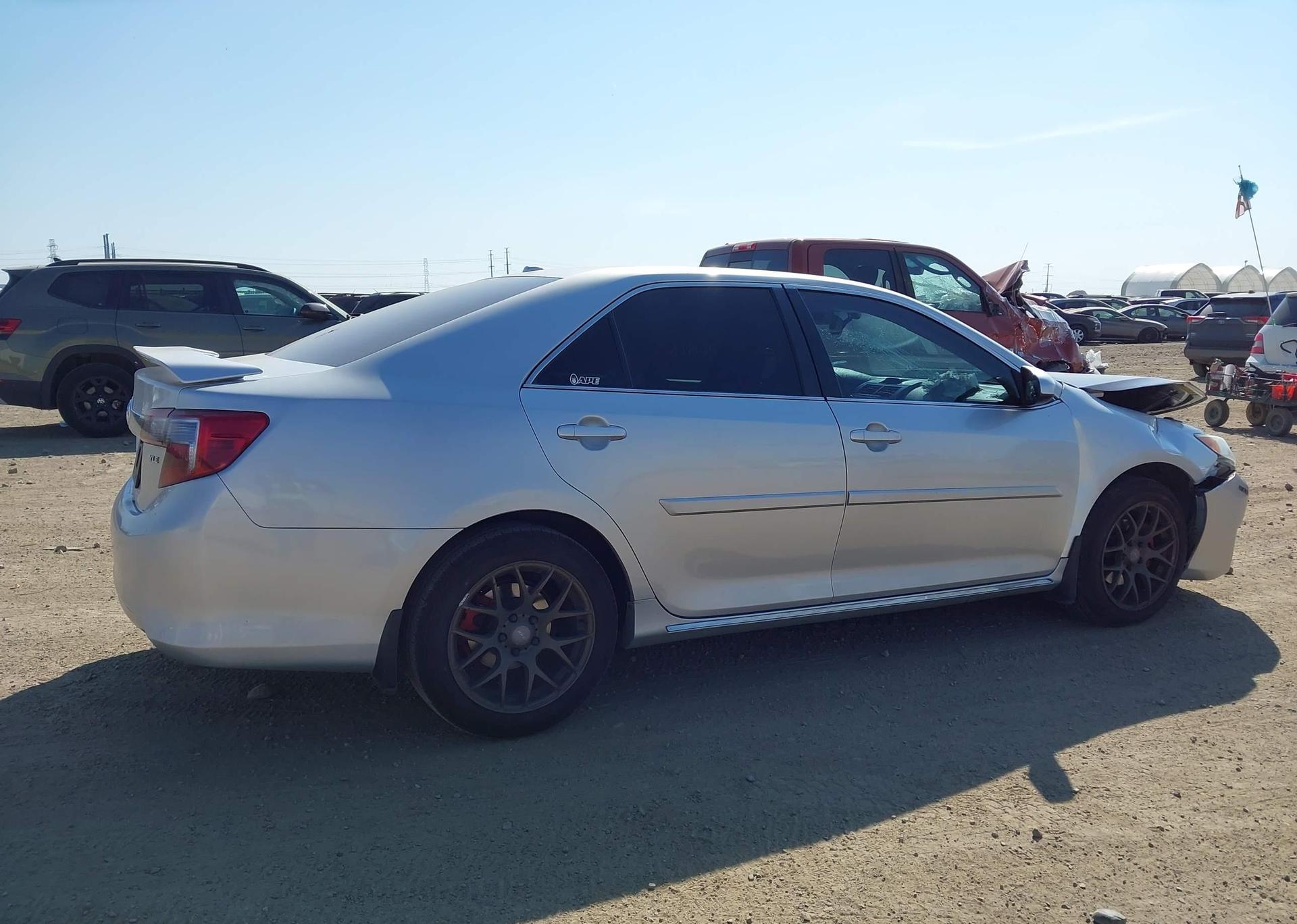 2014 TOYOTA CAMRY L