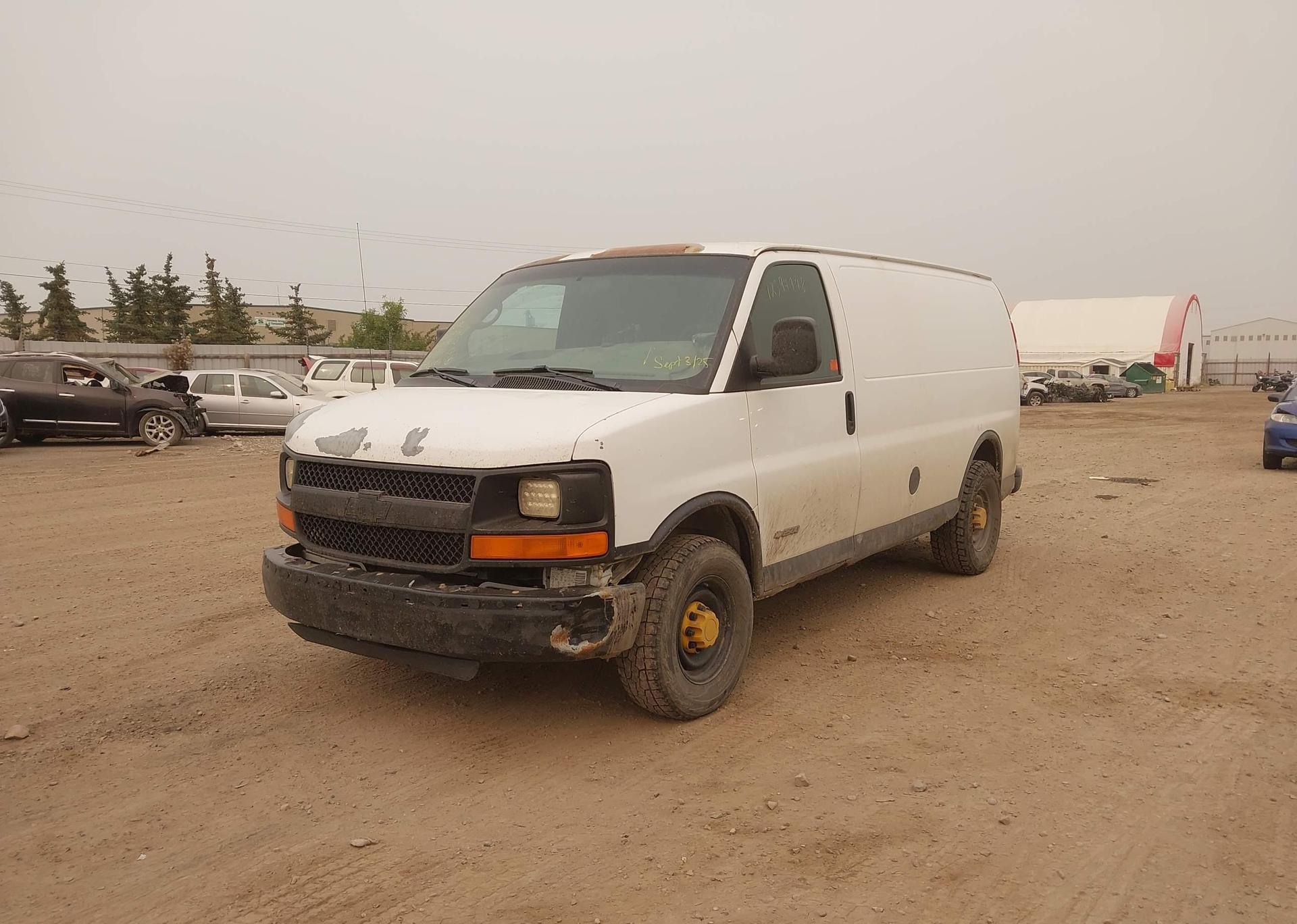 2005 CHEVROLET EXPRESS G2500