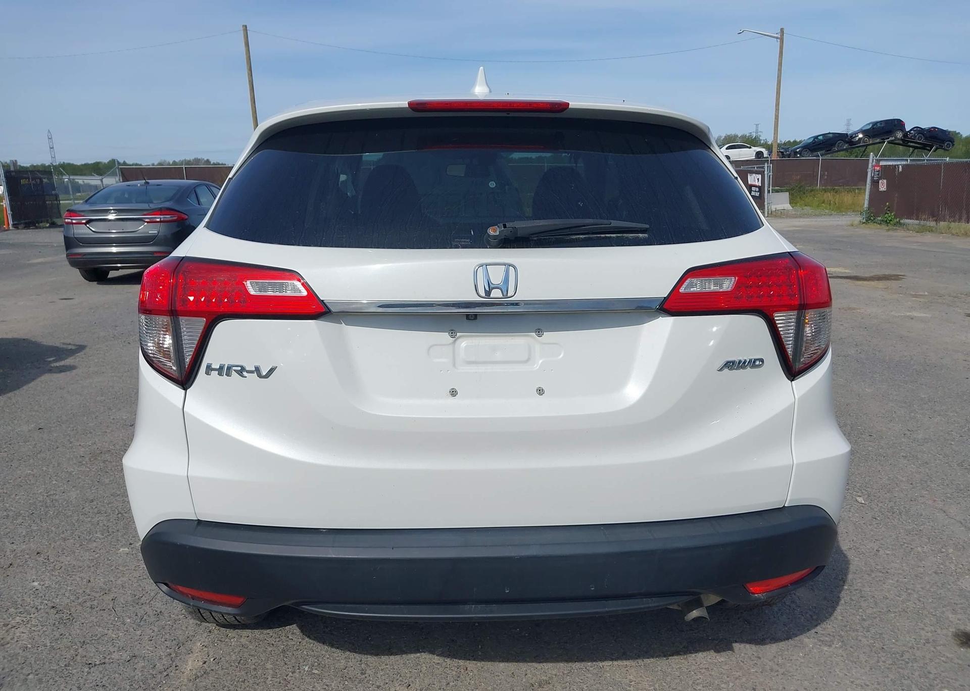 2020 HONDA HR-V LX